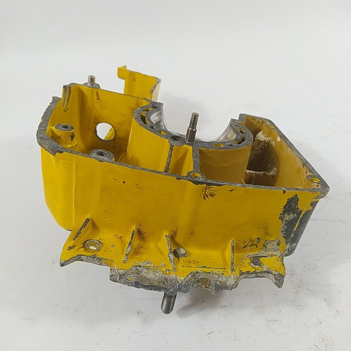 ricambio CARTER BASAMENTO ALBERO MOTORE lato frizione motosega ALPINA p 70 usati