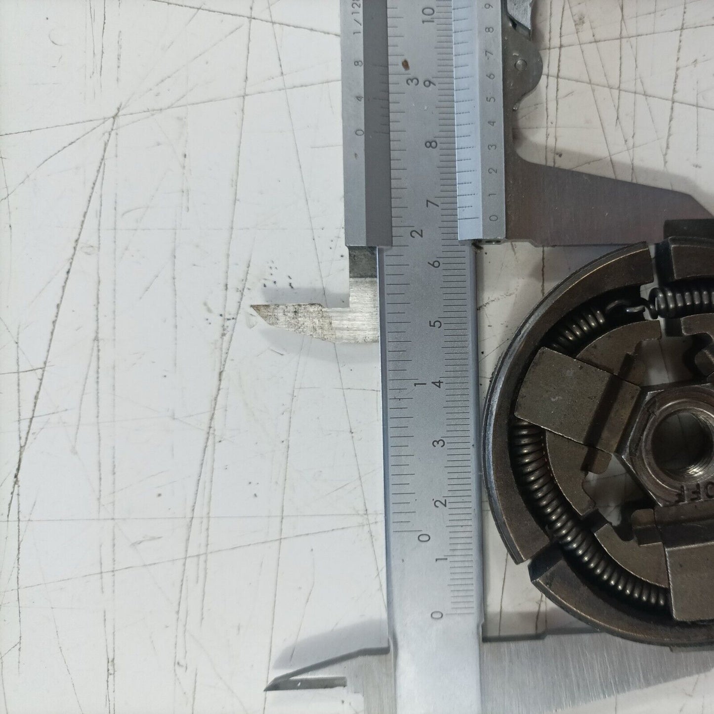 MOTOSEGA OLEOMAC OM 251 FRIZIONE E CAMPANA tamburo COMPLETA ricambi usati