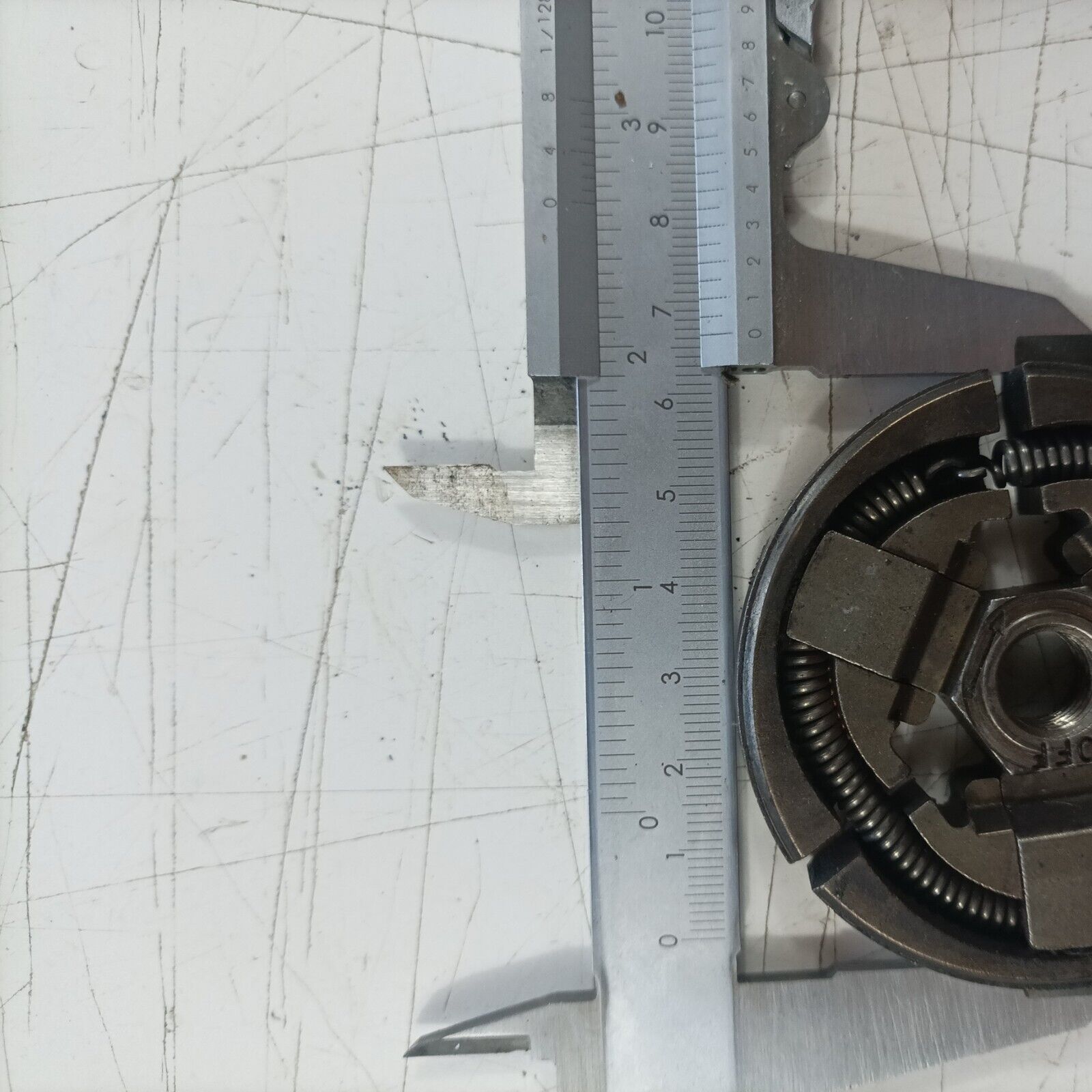 MOTOSEGA OLEOMAC OM 251 FRIZIONE E CAMPANA tamburo COMPLETA ricambi usati