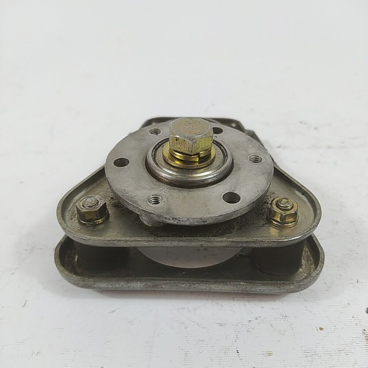 Ricambio DECESPUGLIATORE kawasaki kt 17 staffa SUPPORTO MOTORE A ZAINO usato