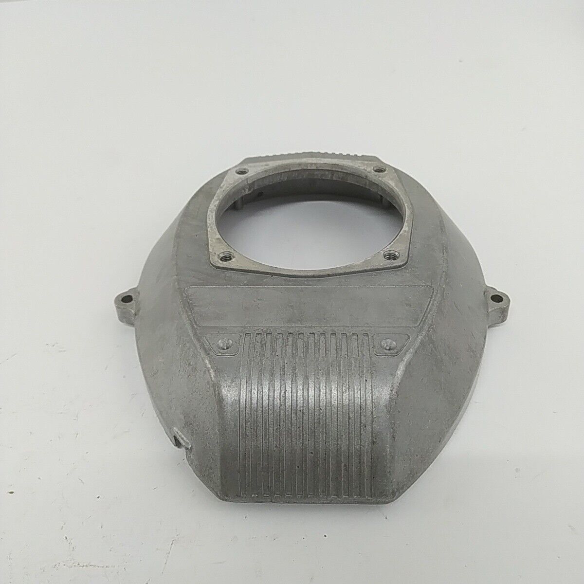 Ricambio usato COPERCHIO MOTORE supporto campana decespugliatore MITSUBISHI T200