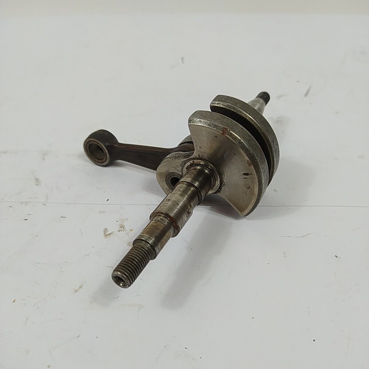 ricambi per MOTOSEGA OLEOMAC 240 ALBERO MOTORE ORIGINALE usati