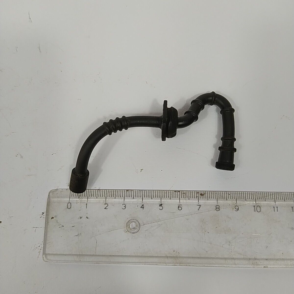 TUBO serbatoio CARBURATORE CARBURANTE PER MOTOSEGA STIHL 025 ricambi usati
