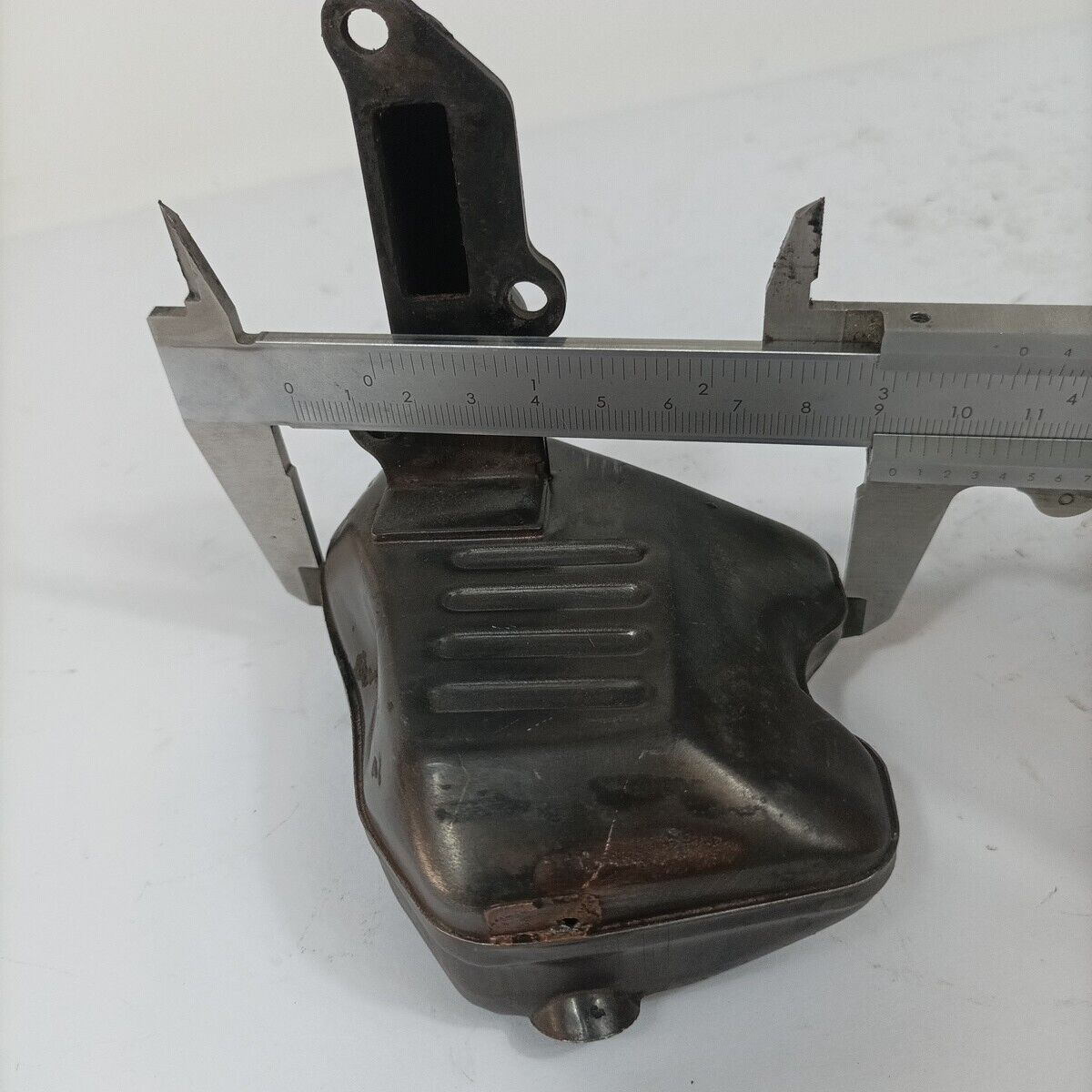 ricambio usato MARMITTA SILENZIATORE TERMINALE FUMI per motosega Castor CP c 45