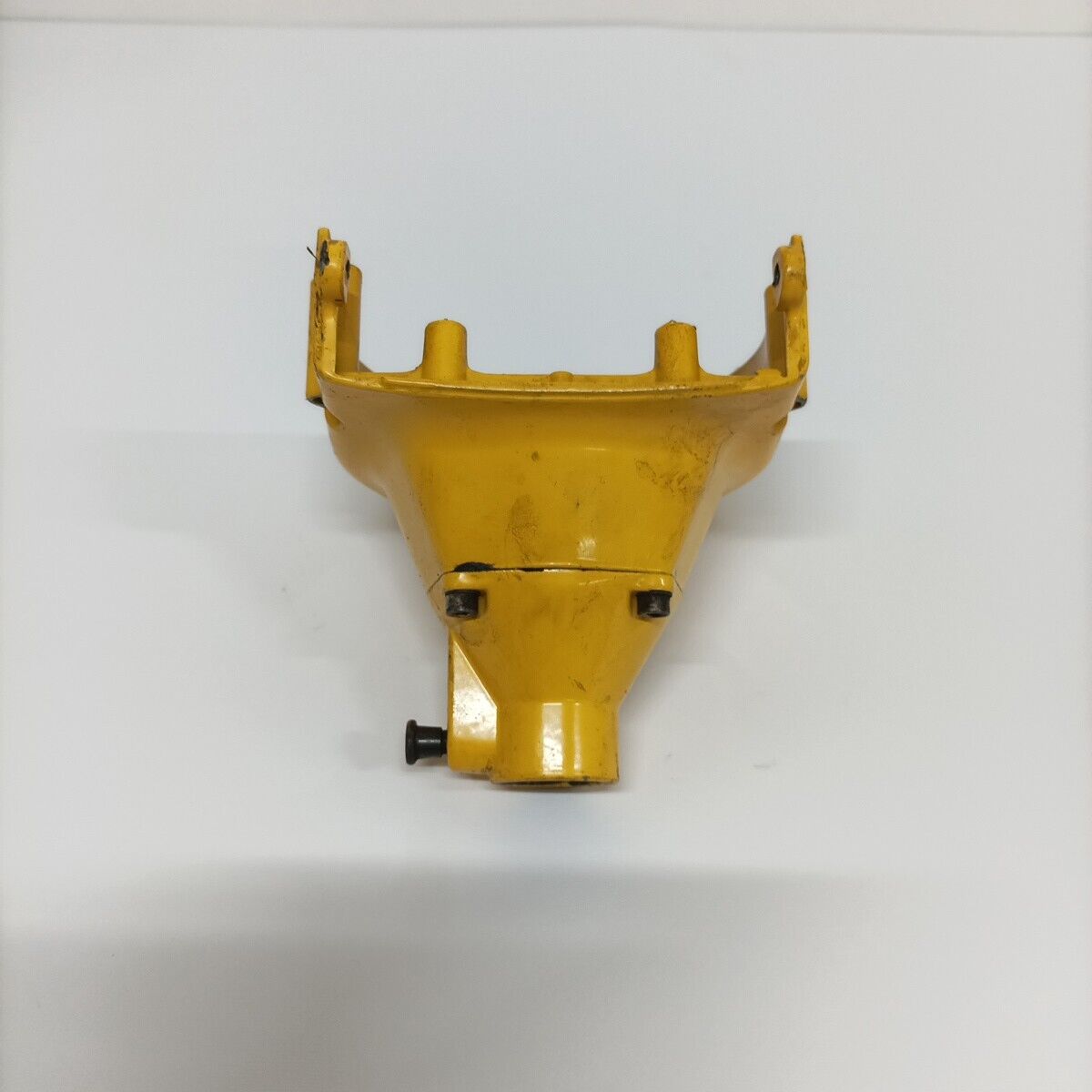 Ricambio supporto CAMPANA FRIZIONE usato decespugliatore EMAK DYNAMAC DB 40 L