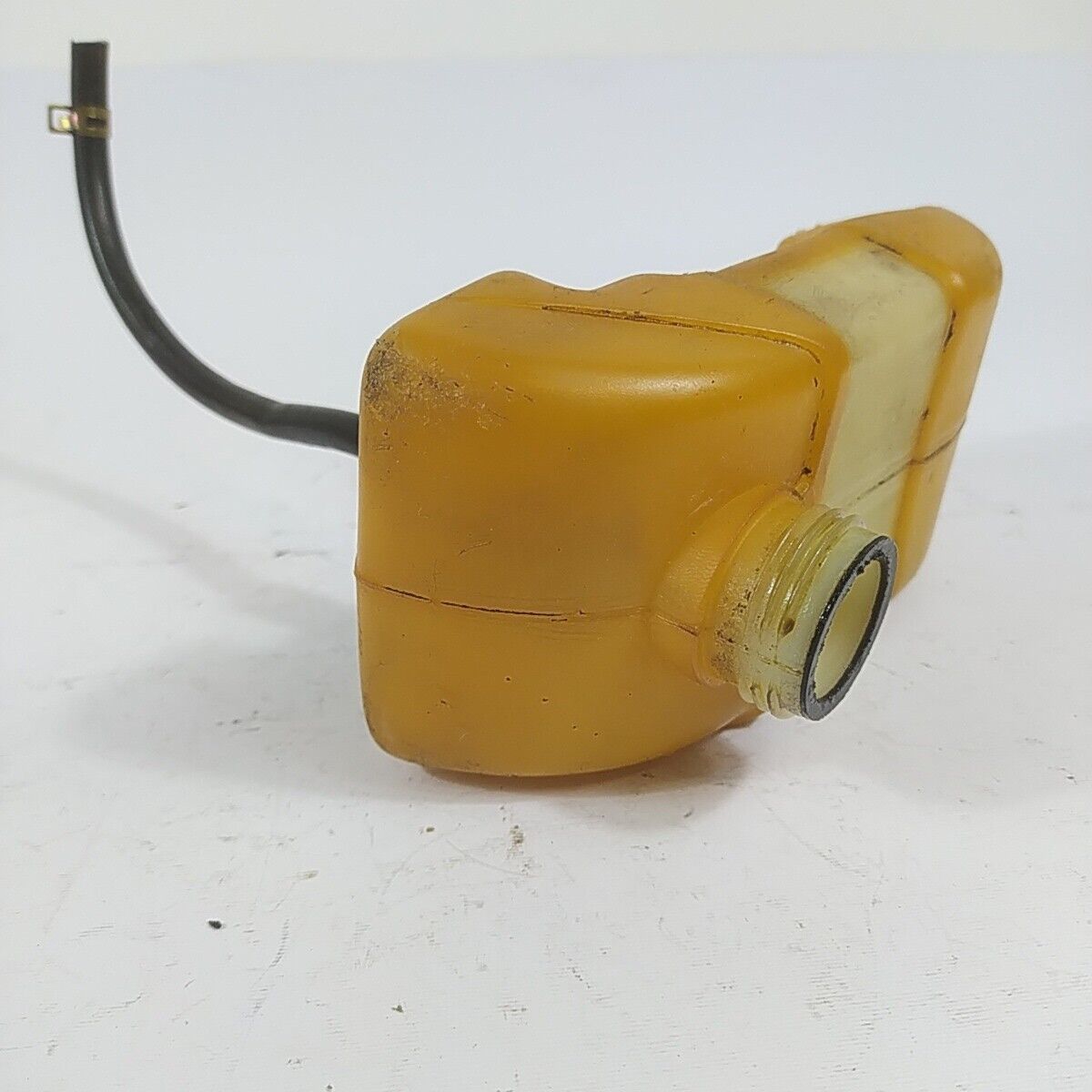 Ricambio DECESPUGLIATORE kawasaki kt 17 SERBATOIO carburante benzina mix usato