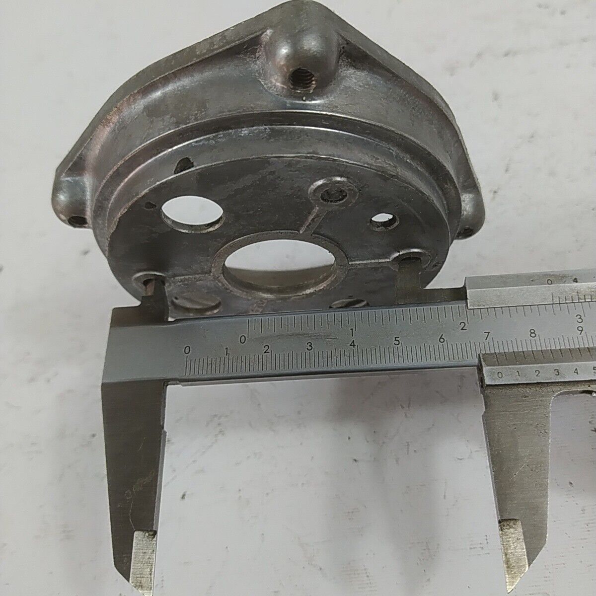 Ricambio DECESPUGLIATORE kawasaki kt 17 COPERCHIO CARTER BASAMENTO albero usato