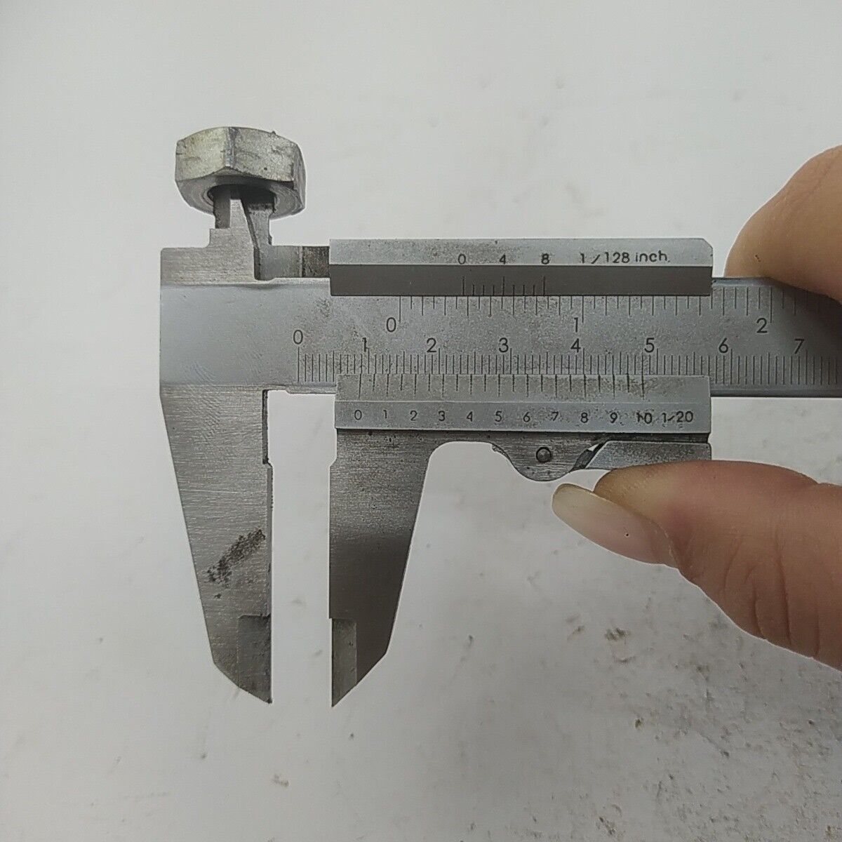 ricambi DADO BULLONE FERMO FRIZIONE per motosega Castor ALPINA PROF 70 usati