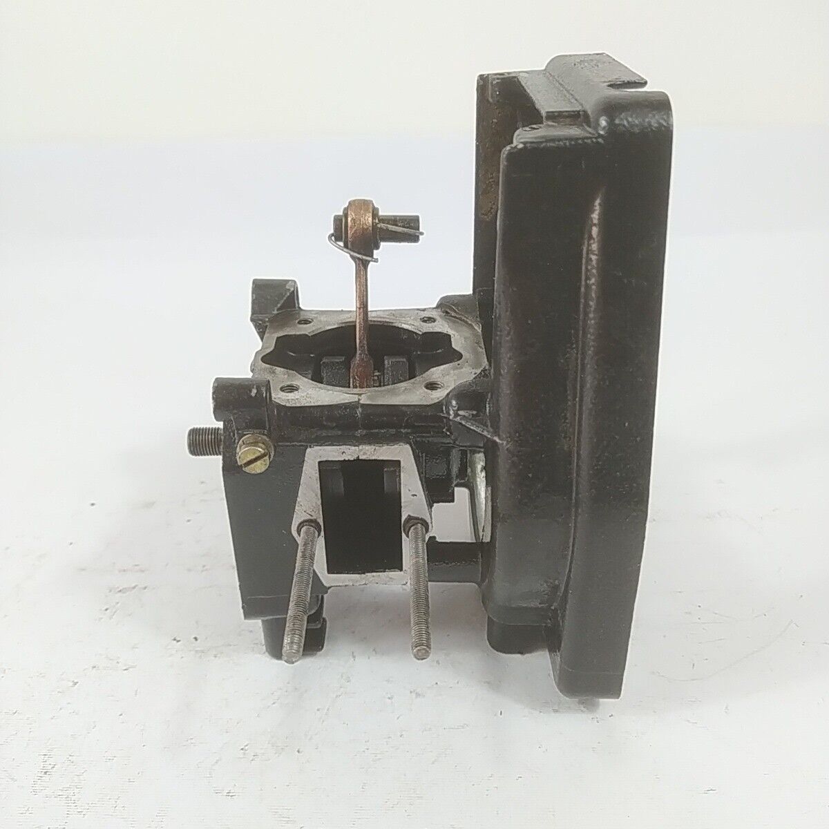 Ricambi usati per decespugliatore MCCULLOCH BP 38 albero motore carter basamento