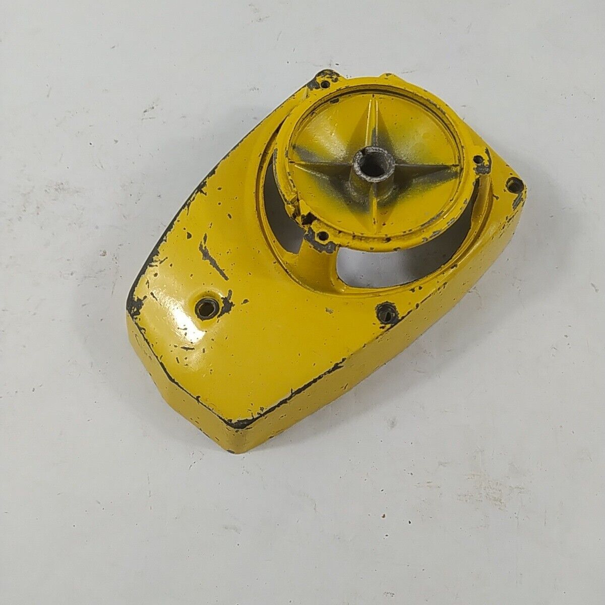 Ricambi COPERCHIO COPRI AVVIAMENTO PER MOTOSEGA MCCULLOCH PRO MAC 555 usati