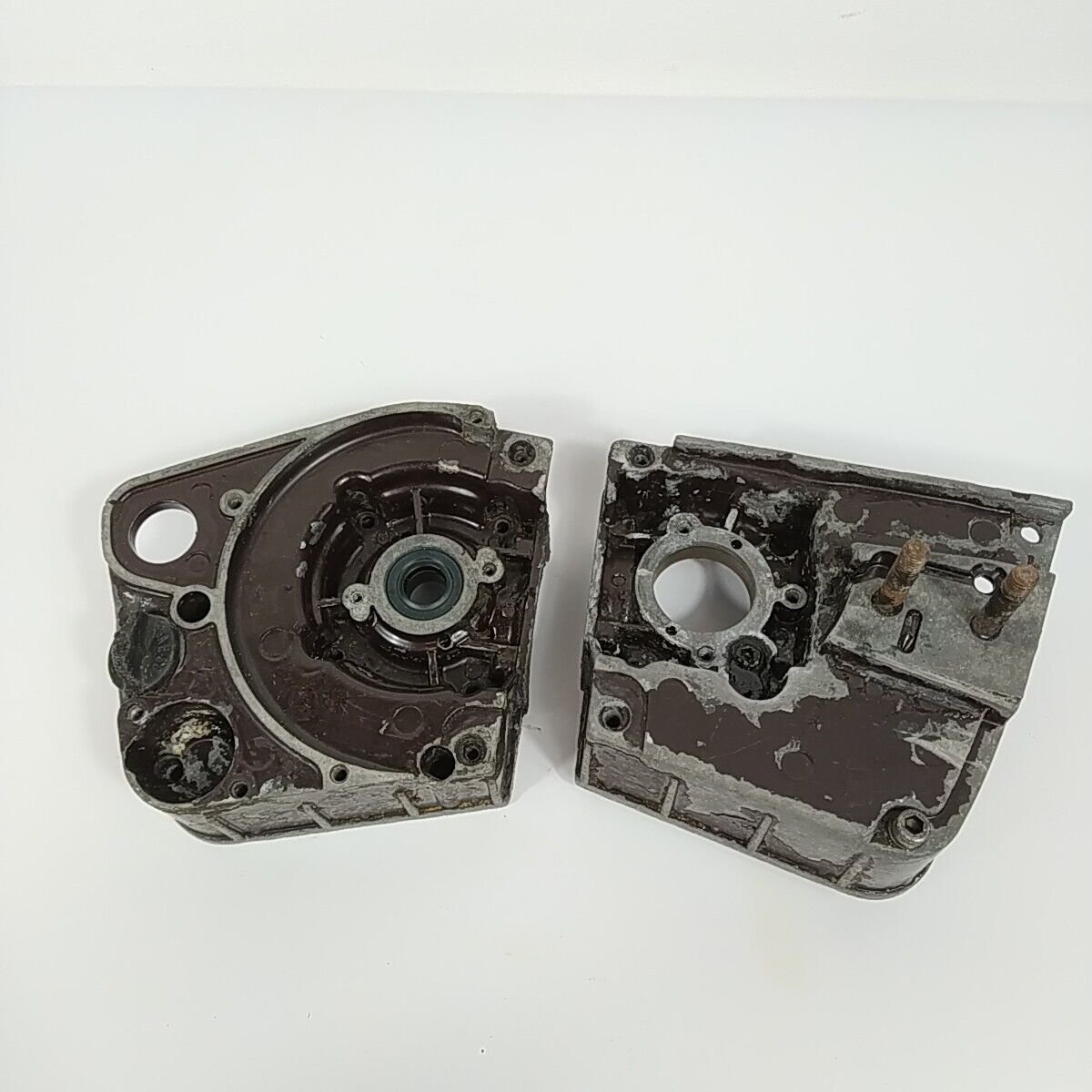 CARTER MOTORE BASAMENTO CILINDRO per motosega CASTOR  ALPINA CP 55 PRO usato
