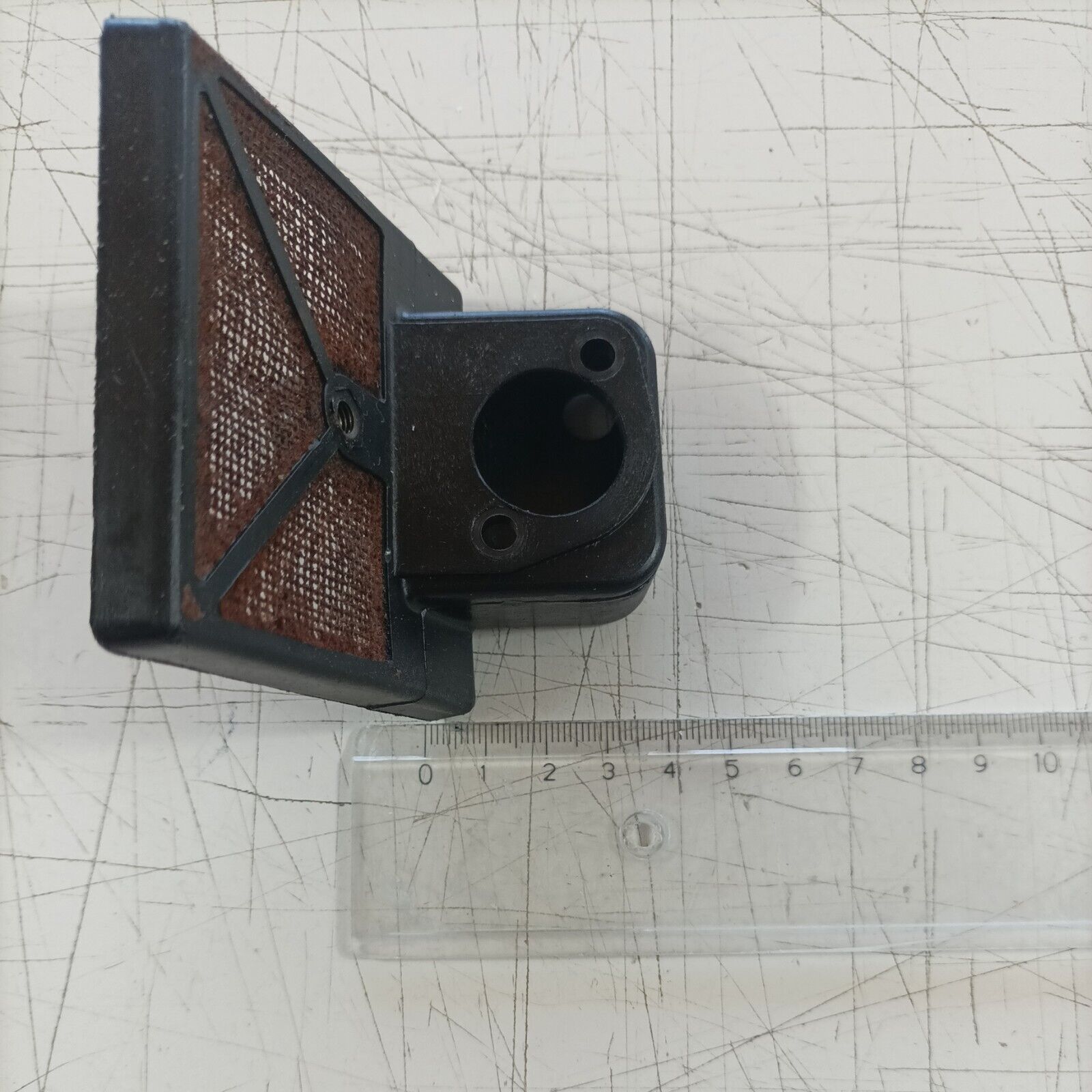 MOTOSEGA OLEOMAC OM 251 filtro aria SUPPORTO CARBURATORE ricambi usati