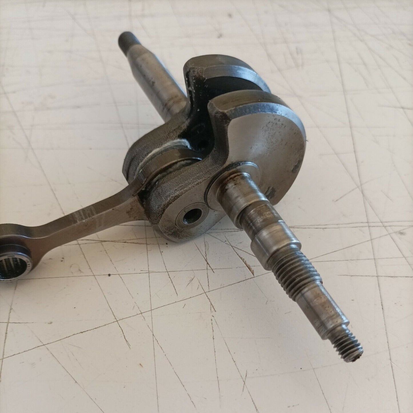 ALBERO MOTORE originale PER MOTOSEGA EFCO 134 ricambi usati