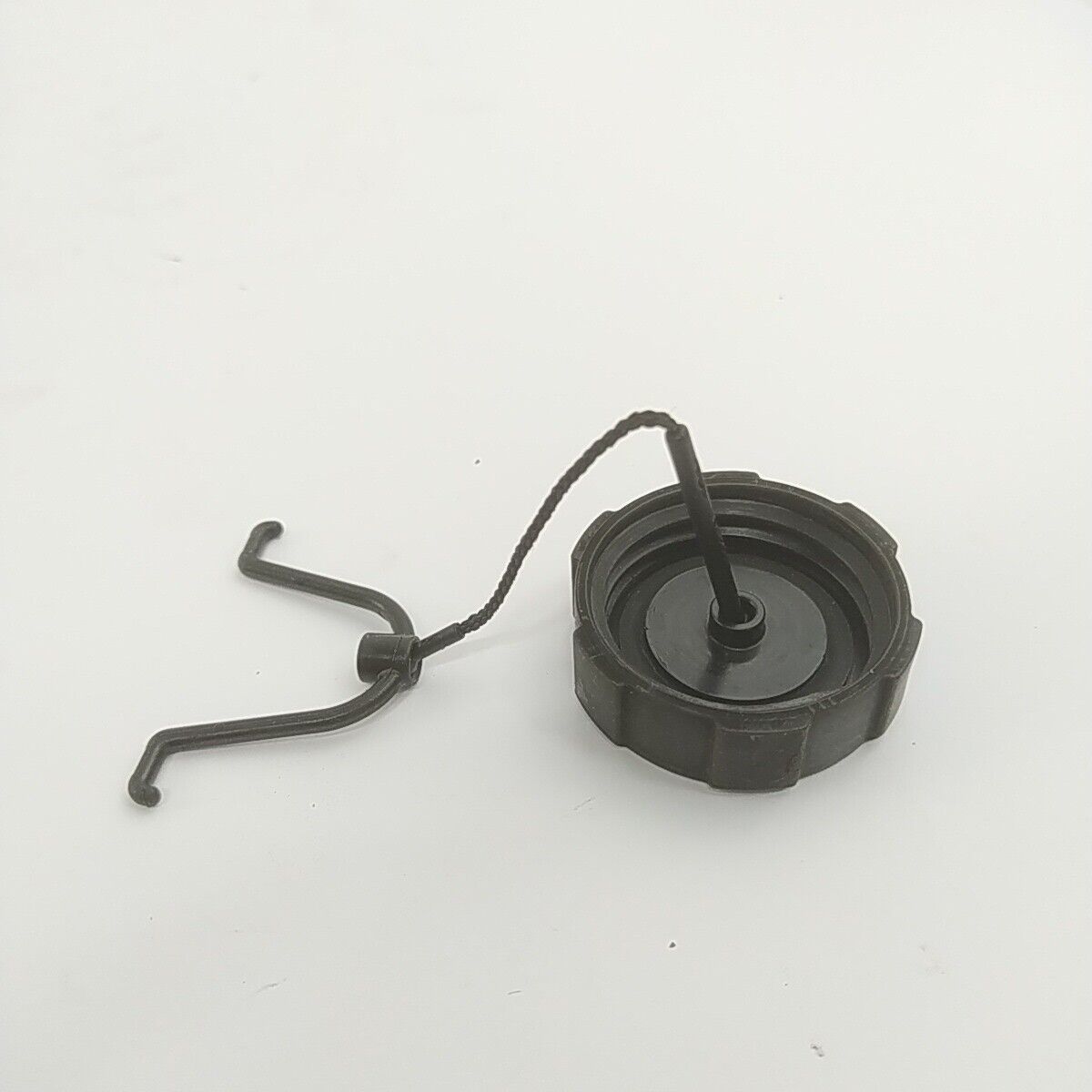 Ricambio usato TAPPO SERBATOIO carburante benzina decespugliatore STIHL FS 44