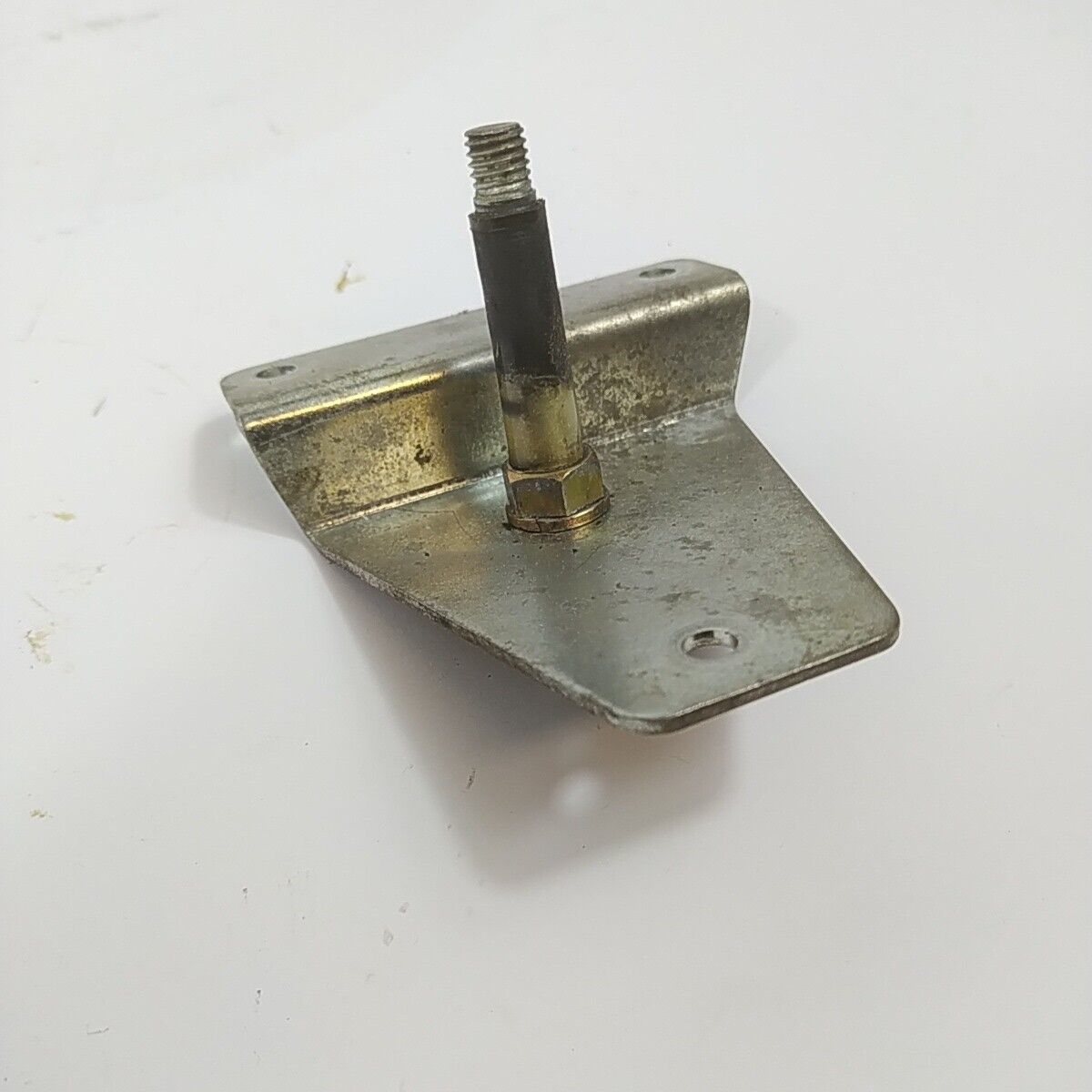 Ricambi STAFFA BARRA MOTORE A ZAINO usati per decespugliatore Komatsu ZENOAH G4K