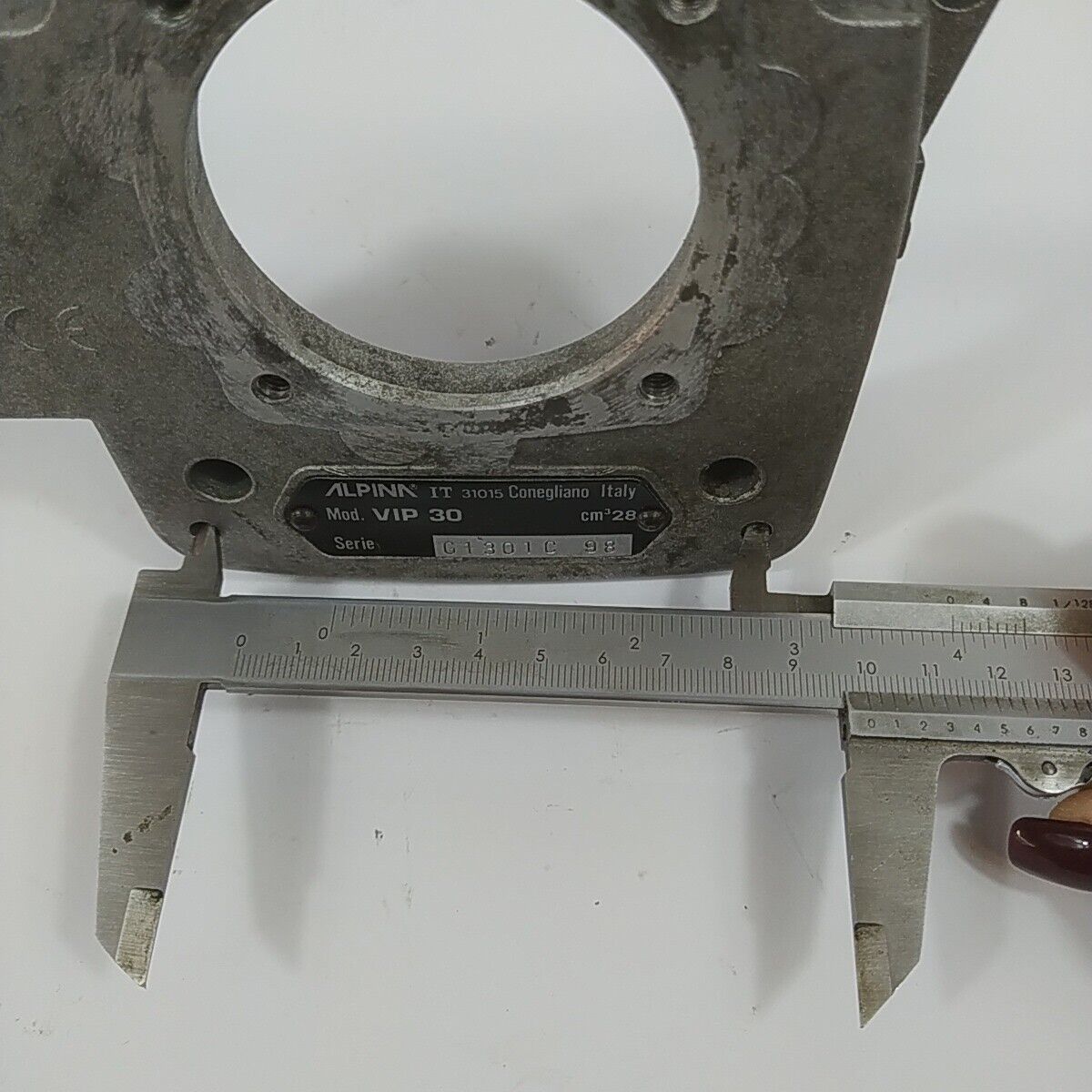 Ricambio per DECESPUGLIATORE ALPINA VIP 30 CARTER BASAMENTO MOTORE usato 