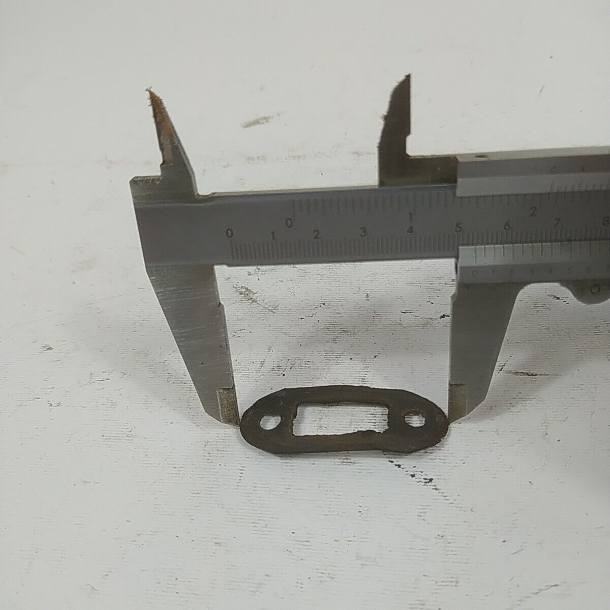 Ricambio per decespugliatore KING 40 CS MARMITTA SILENZIATORE TERMINALE usato