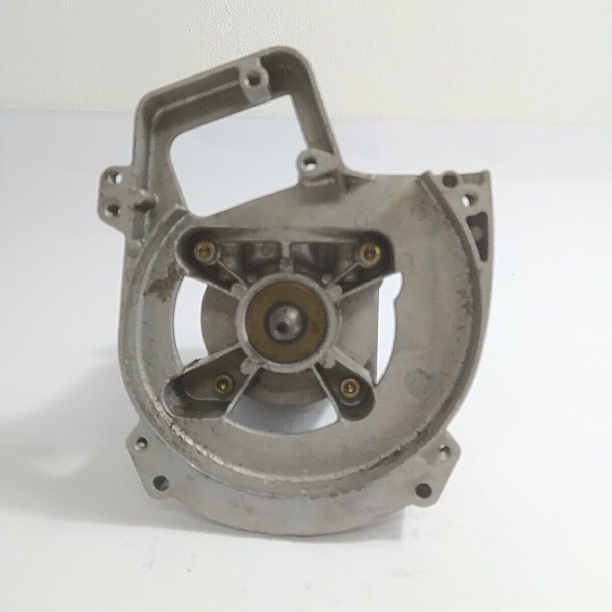 Ricambio BASAMENTO E ALBERO MOTORE Usato decespugliatore Mcculloch ELITE 3000