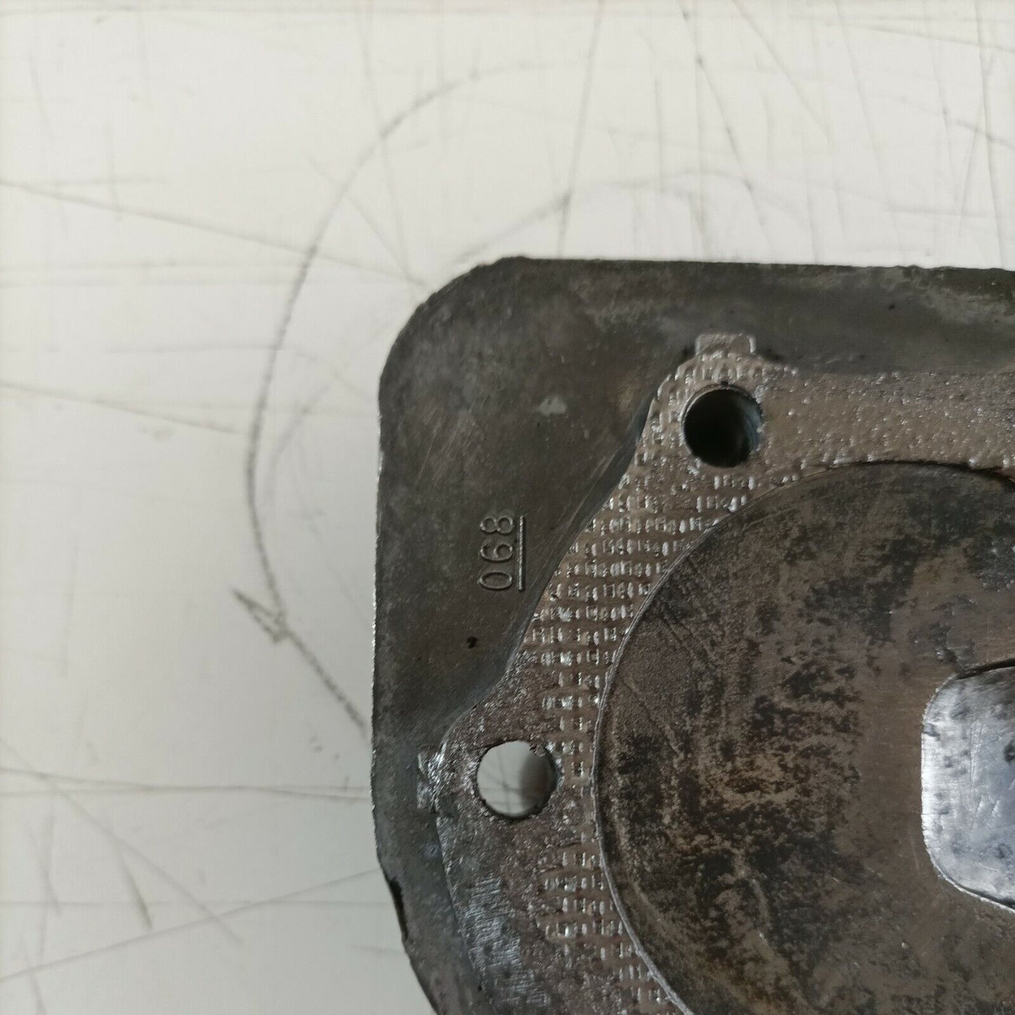 TESTATA CILINDRO PER BRIGGS & STRATTON XC 09d02 2954 b1 06112921 ricambi usati