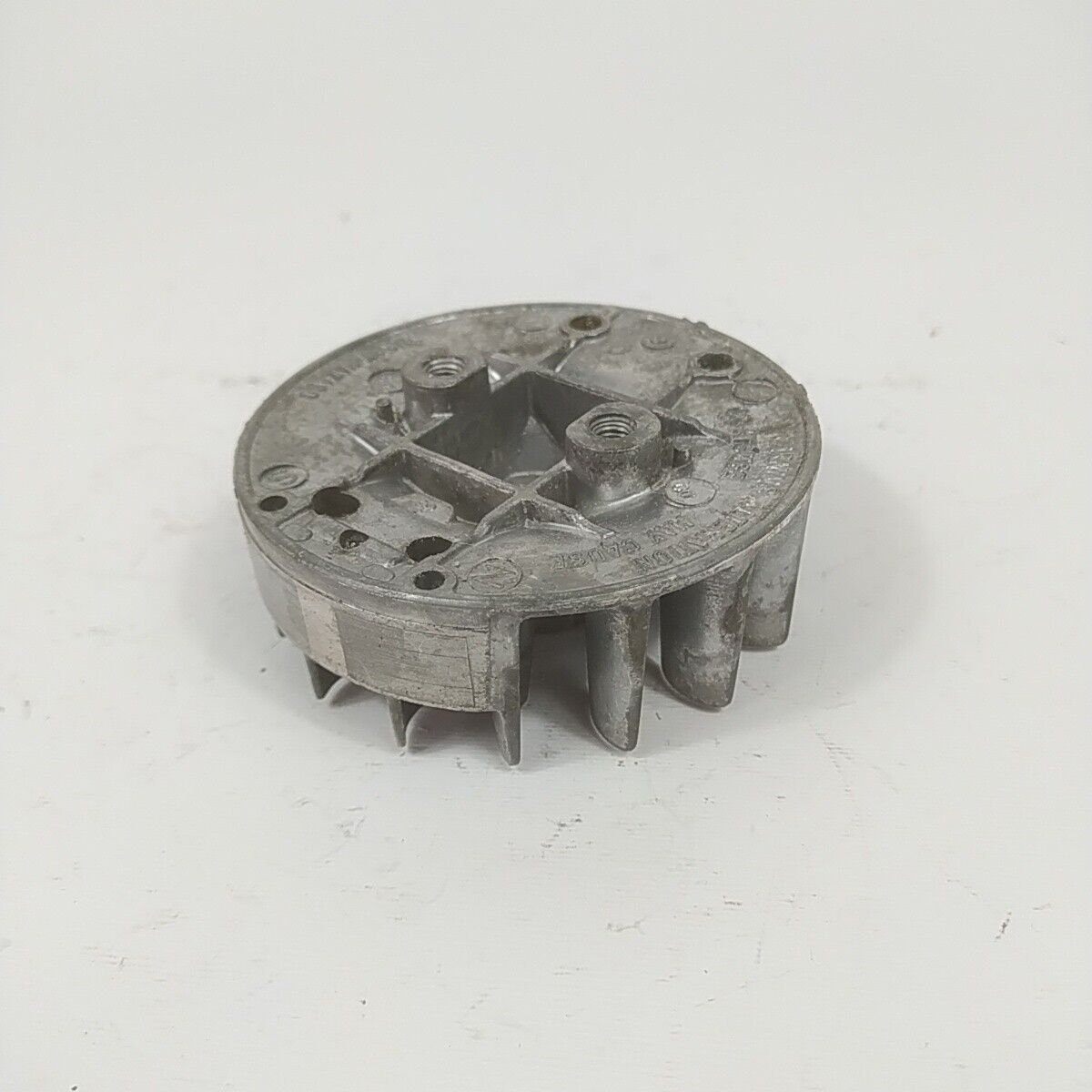 Ricambio per decespugliatore EFCO 8250 VOLANO MAGNETICO DI AVVIAMENTO usato