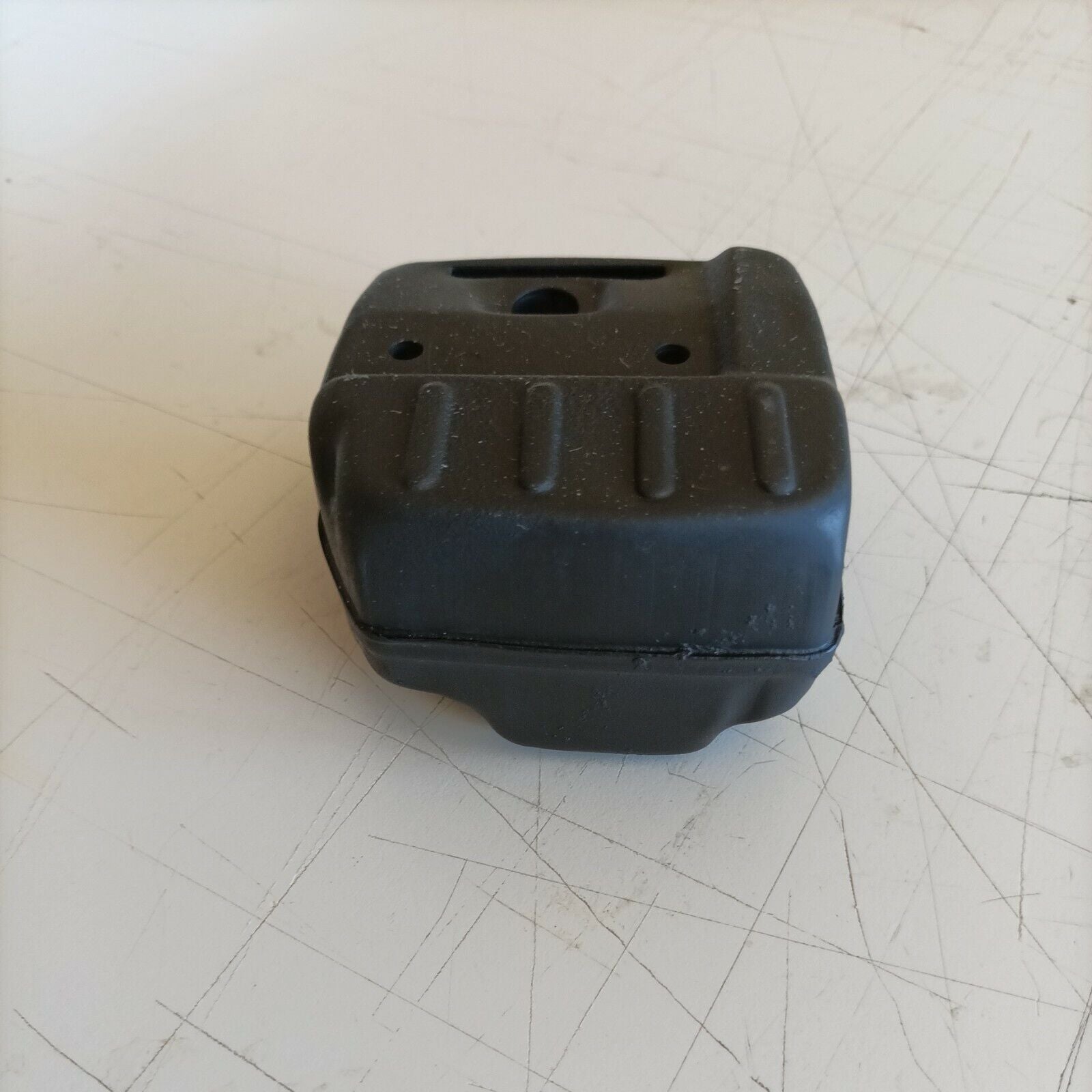 marmitta TERMINALE DI SCARICO PER MOTOSEGA PAPILLON RANGER 41 ricambi usati