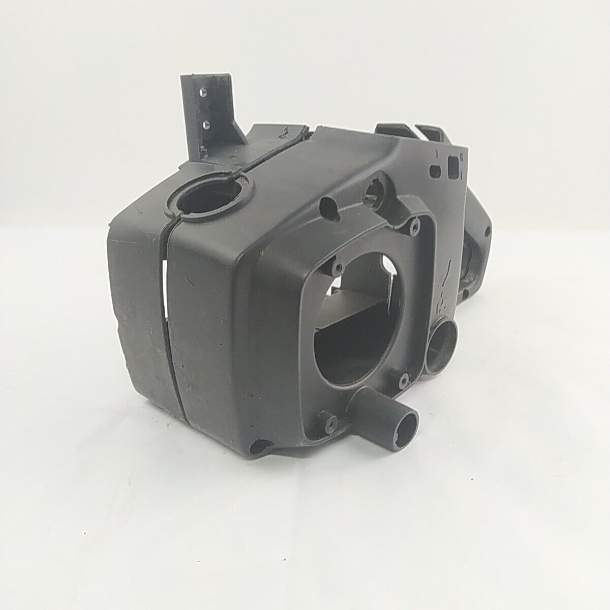 Ricambi CARCASSA IMPUGNATURA TELAIO motosega MCCULLOCH  eager beaver 2014  usato