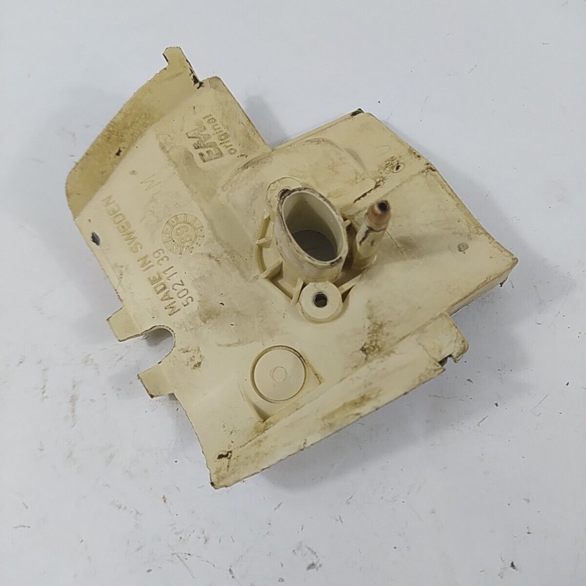 Ricambi per DECESPUGLIATORE HUSQVARNA 39 R usati FLANGIA COLLETTORE CARBURATORE