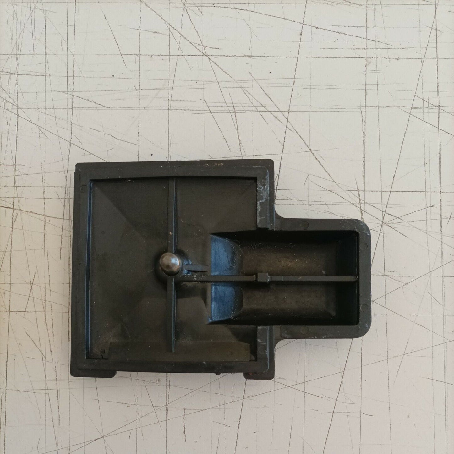 ricambio usato COPERCHIO FILTRO ARIA ORIGINALE PER MOTOSEGA ALPINA CASTOR C 40