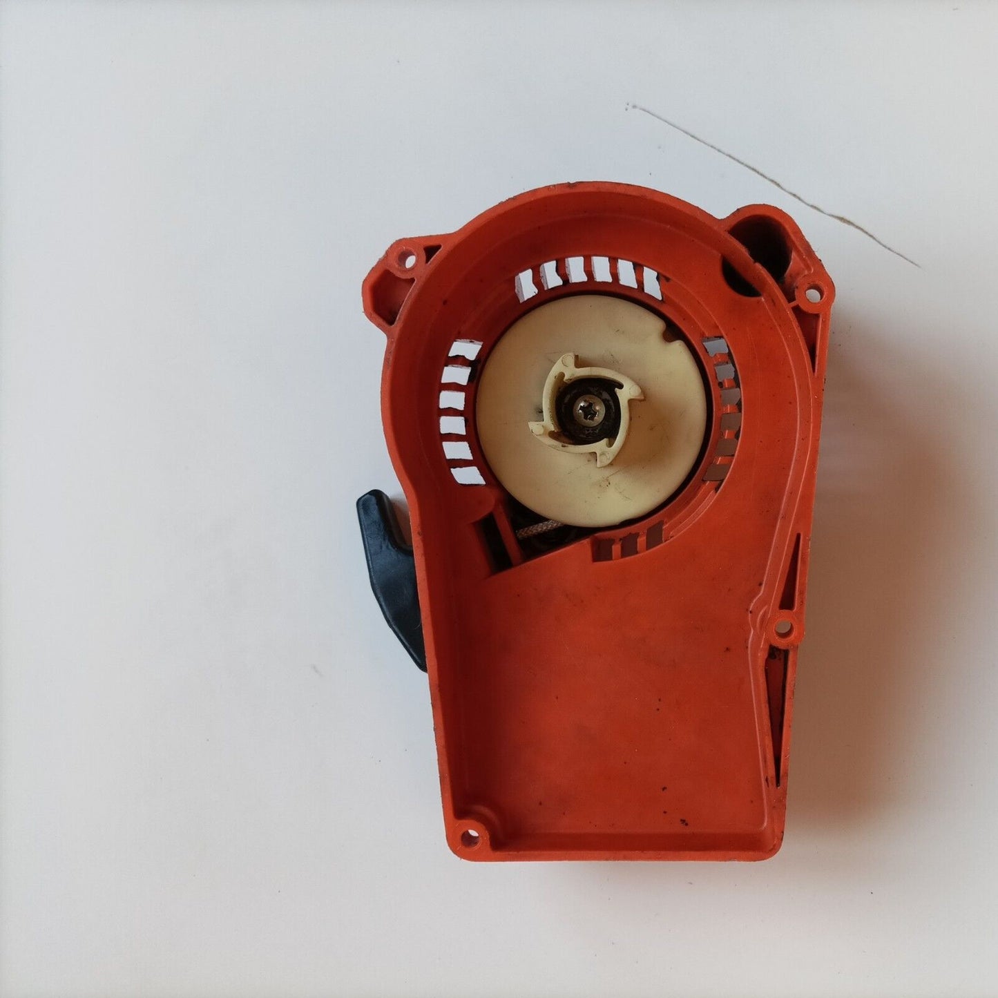 COPERCHIO avviamento PER MOTOSEGA EMAK OLEO MAC 935 EFCO 134 135 ricambi usati