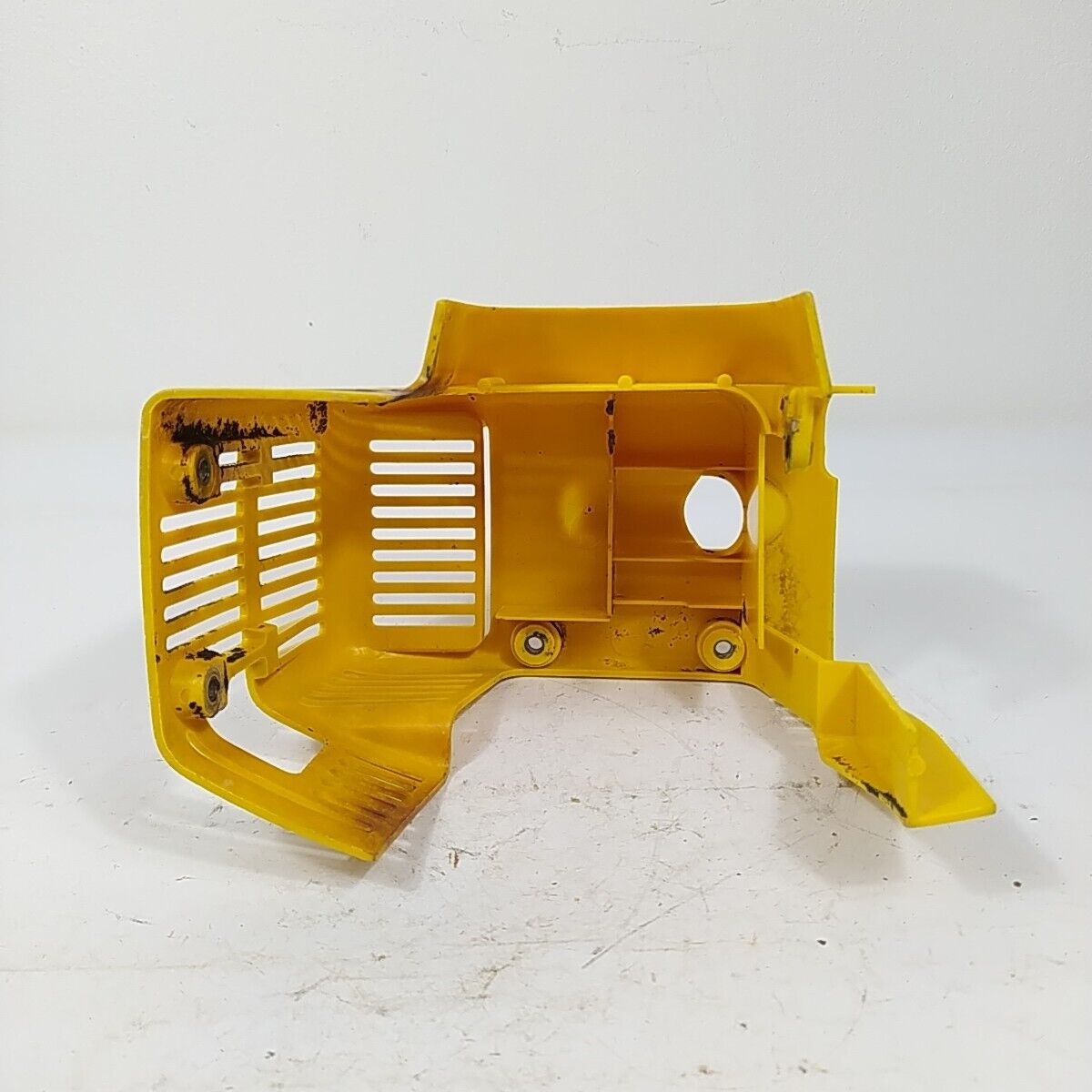 ricambio COPERCHIO copri motore usato ORIGINALE DECESPUGLIATORE MCCULLOCH GT