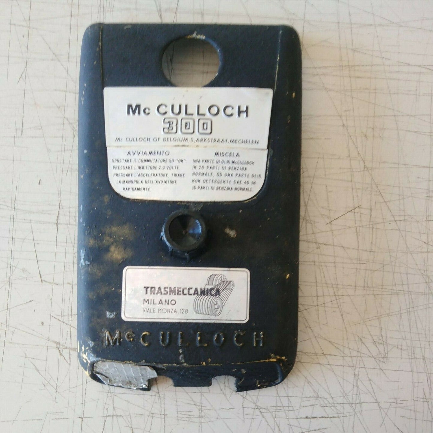 CARTER COPERCHIO filtro aria e motore PER MOTOSEGA McCULLOCH 300 ricambi usati