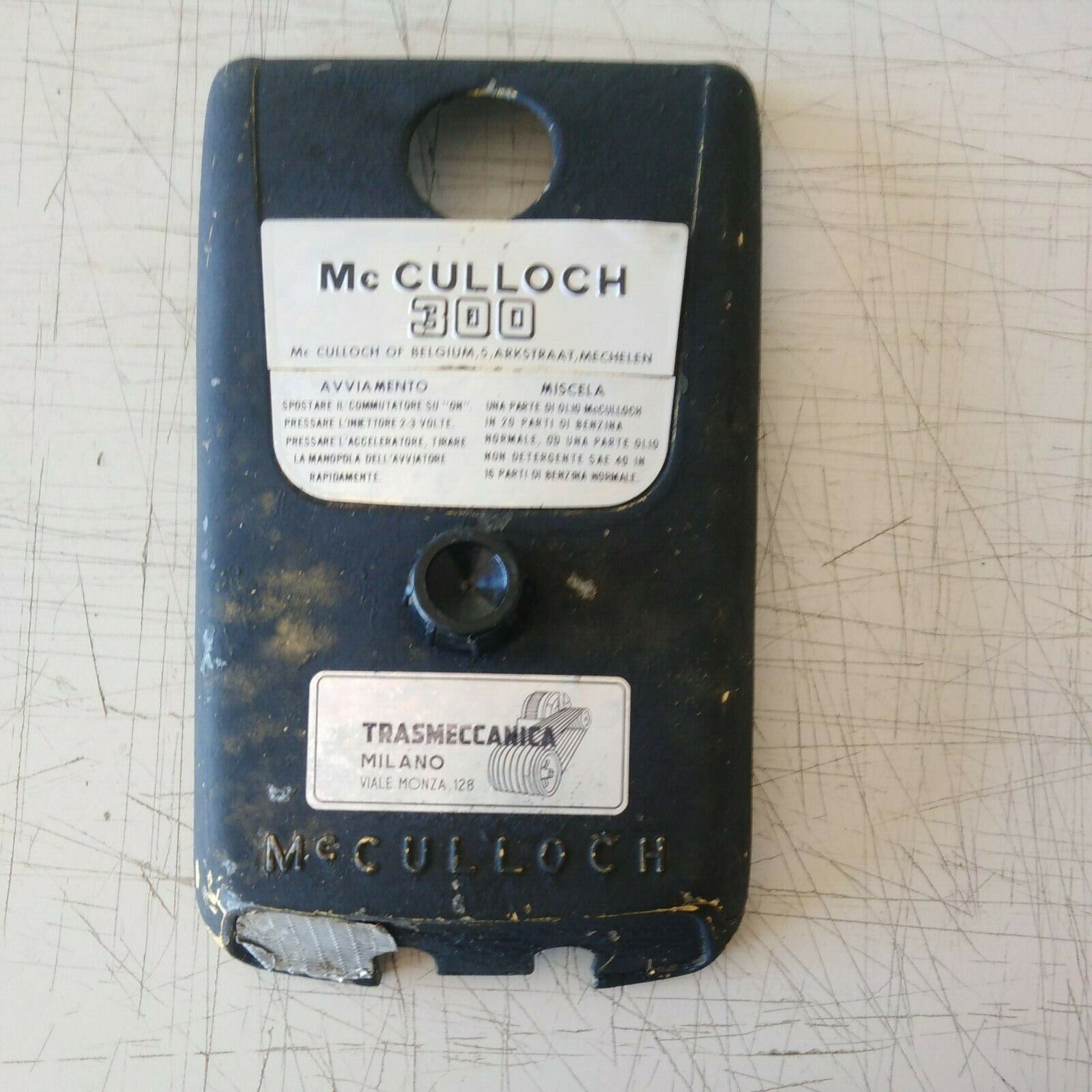CARTER COPERCHIO filtro aria e motore PER MOTOSEGA McCULLOCH 300 ricambi usati