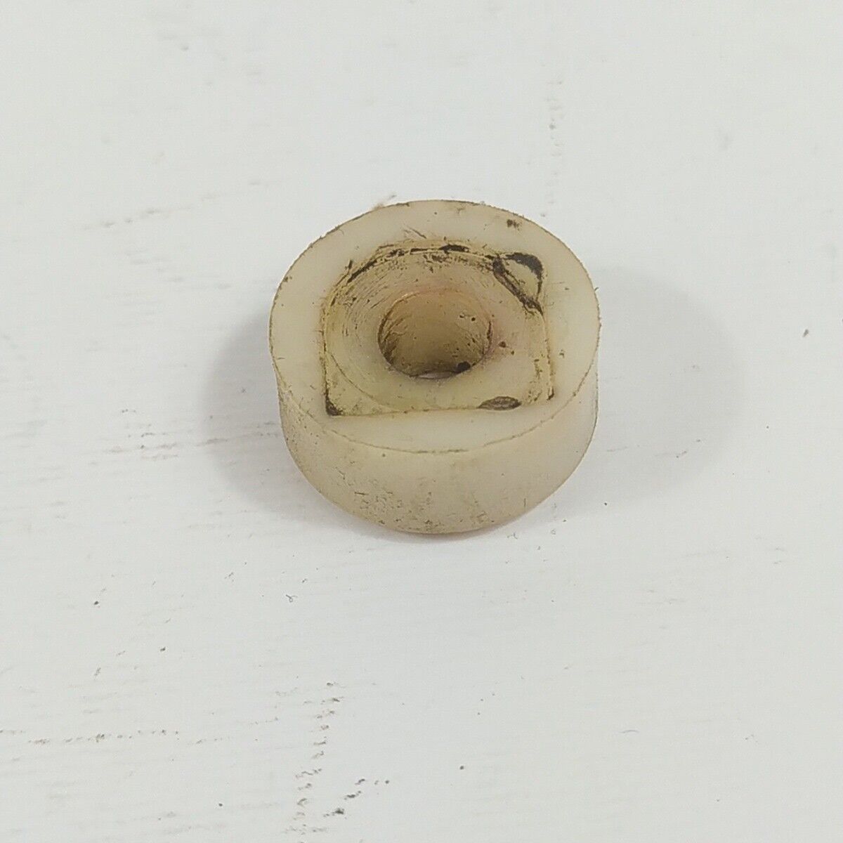 Ricambi usati per decespugliatore MCCULLOCH BP 38 SUPPORTI SERBATOIO CARBURANTE