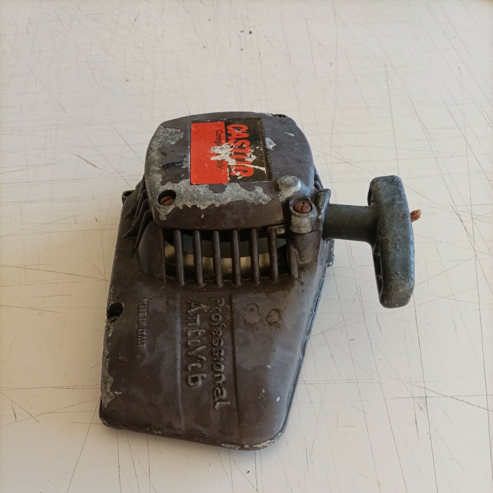 COPERCHIO AVVIAMENTO TRASCINATORE COMPLETO PER MOTOSEGA CASTOR ALPINA 55  65