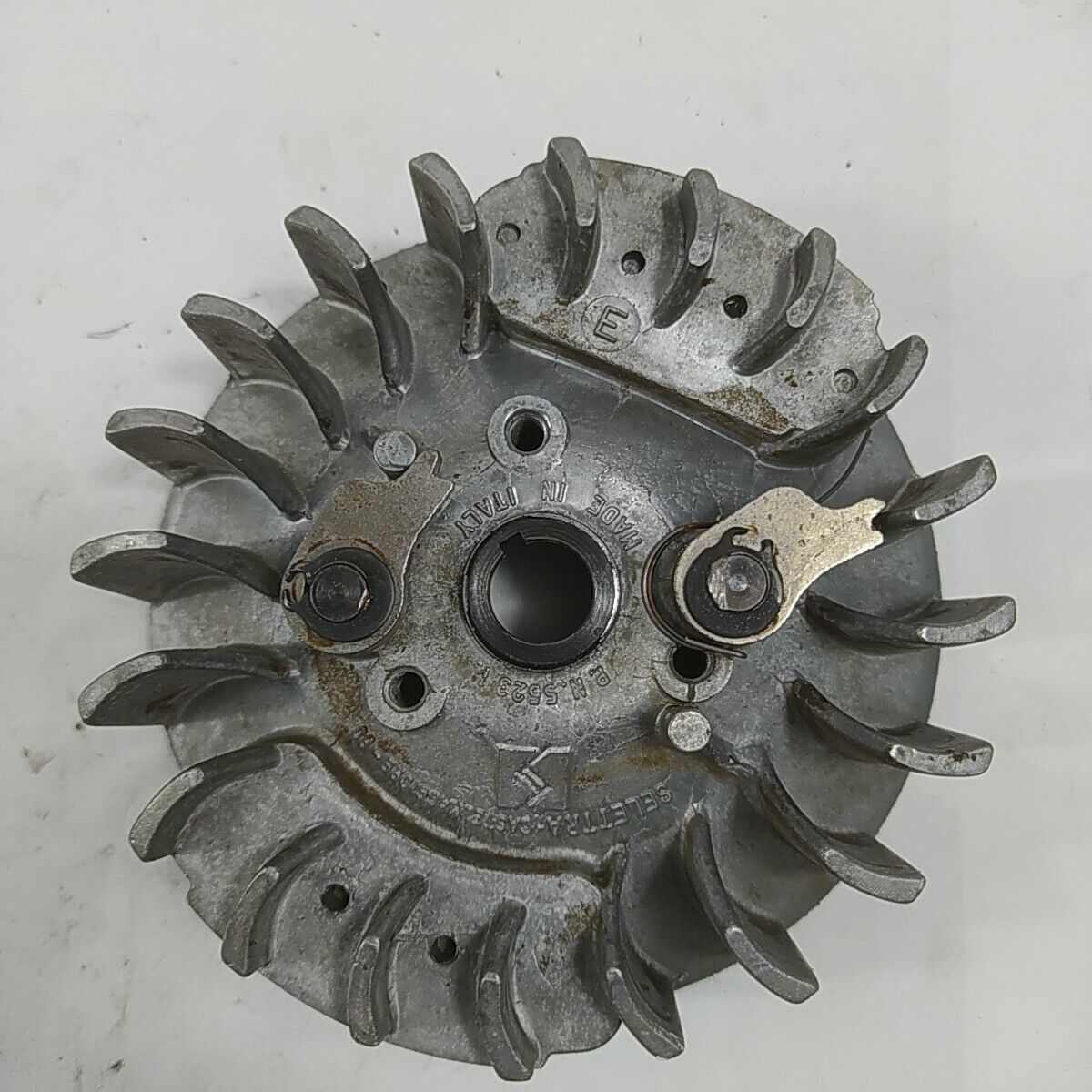 Ricambi per MOTOSEGA BLITZ 600 OLEO MAC 260 usati VOLANO MAGNETICO