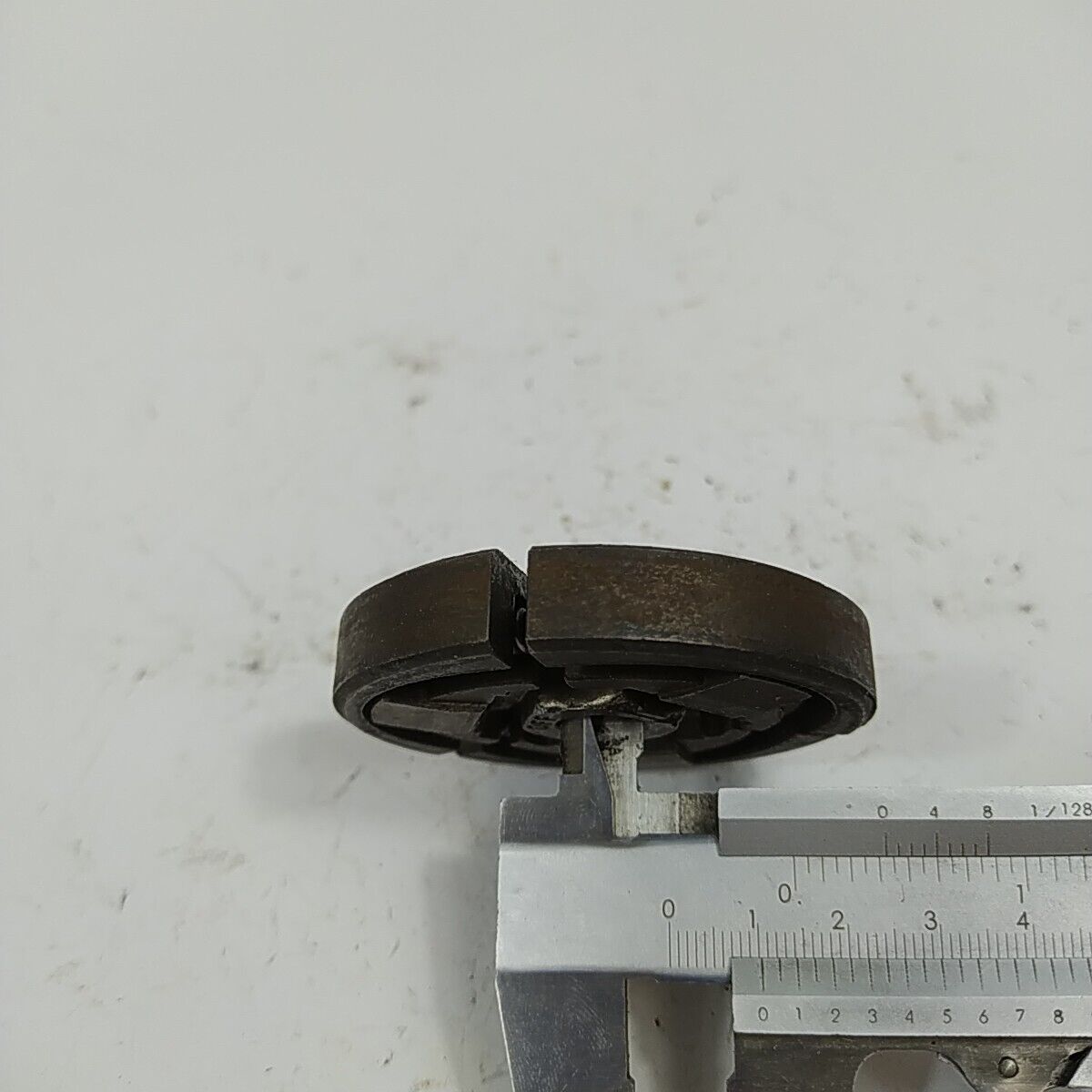 FRIZIONE originale PER MOTOSEGA OLEOMAC 254 ANTIBIBRANTE ricambi usati