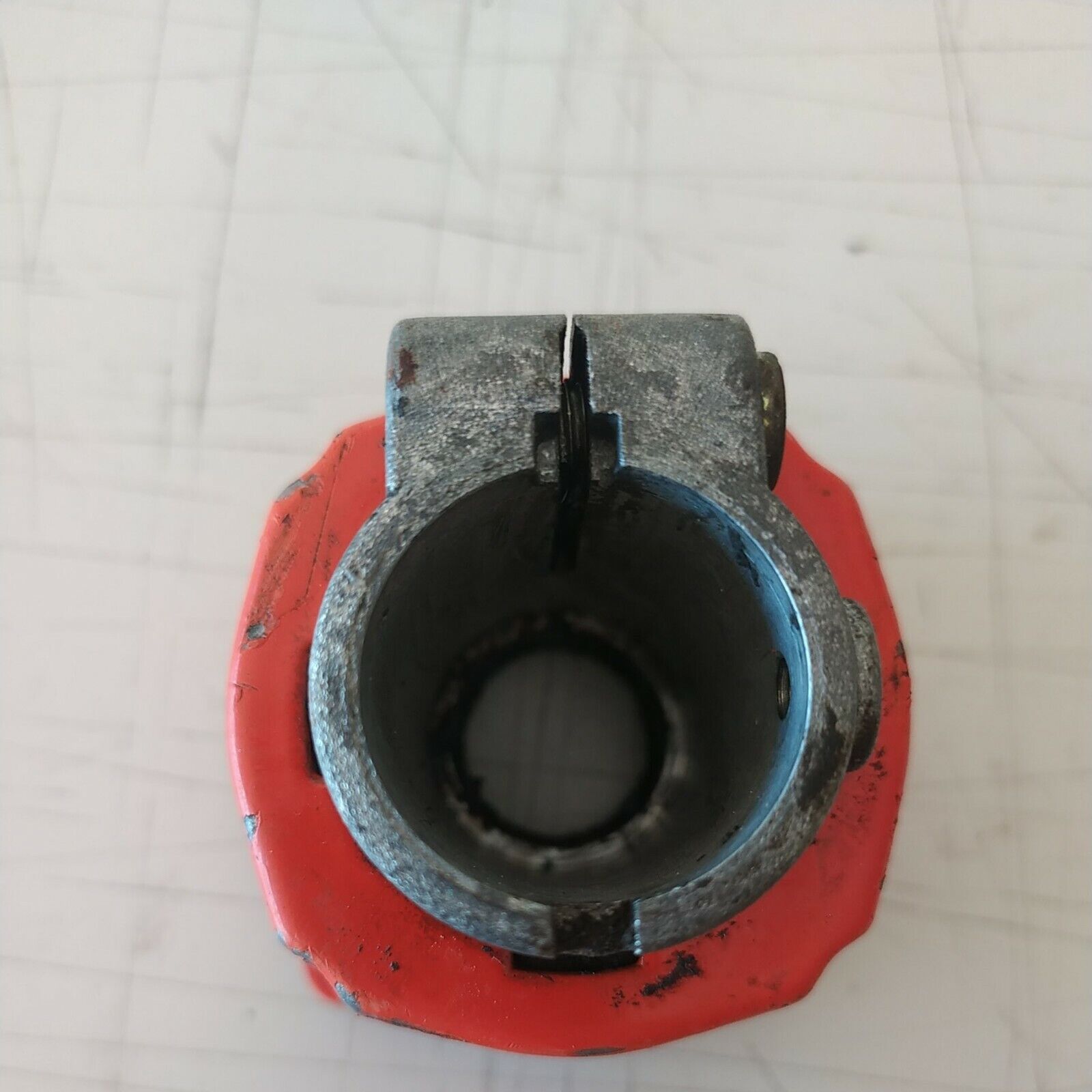 SUPPORTO E CAMPANA decespugliatore OLEOMAC BC 270 Ø 26 BC 300 350 ricambi usati