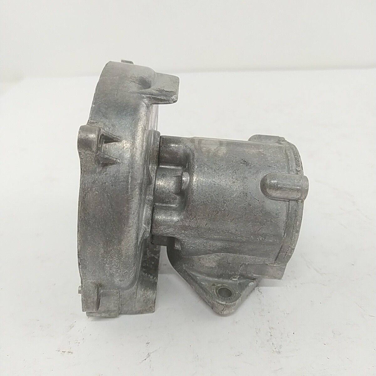 Ricambio usato CARTER BASAMENTO MOTORE cilindro per decespugliatore STIHL FS 44