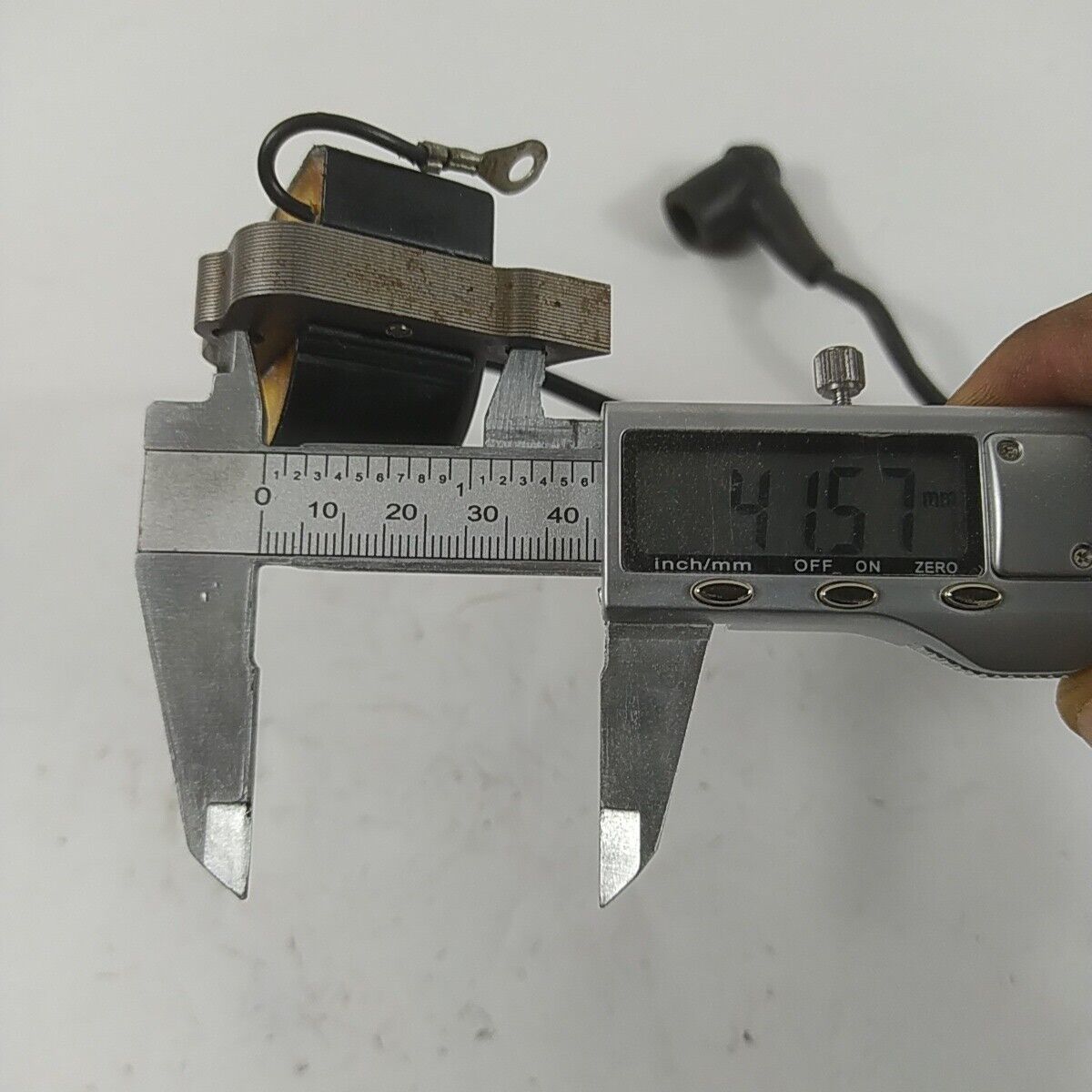 Ricambi DECESPUGLIATORE HUSQVARNA 39 R usati BOBINA Em DI AVVIAMENTO ACCENSIONE