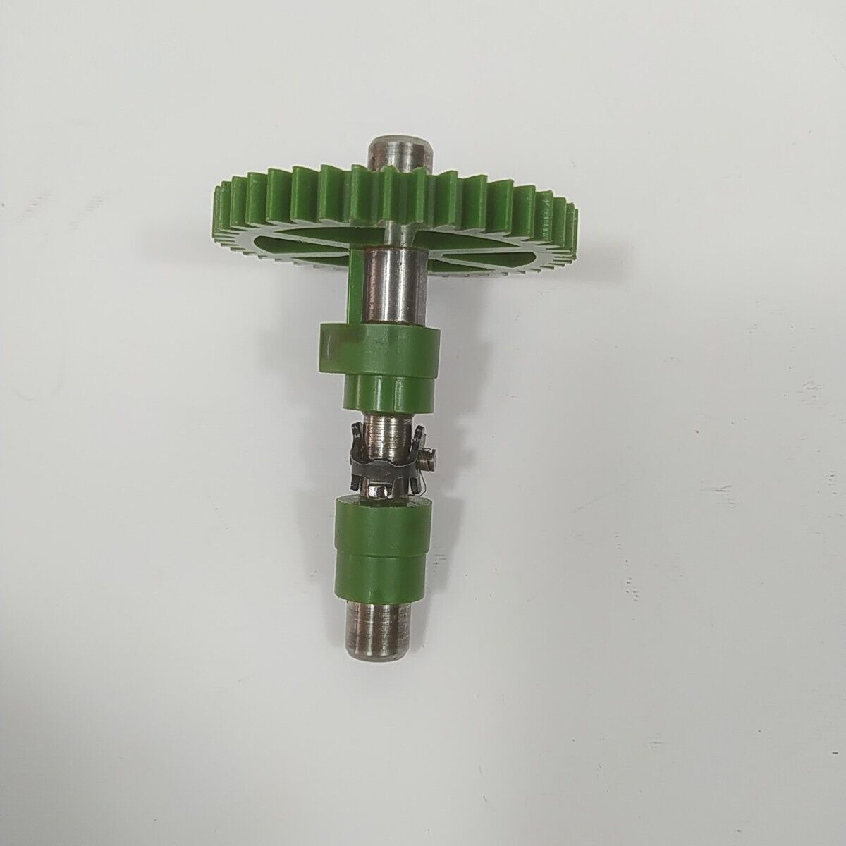 Ricambio ALBERO A CAMME MOTORE per tosaerba Briggs & Stratton 675 EXi usato
