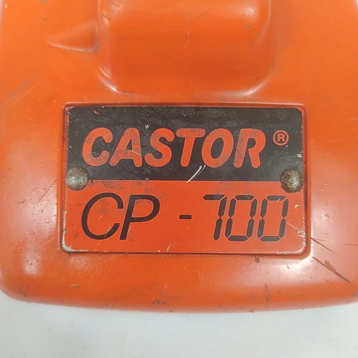 Ricambio FLANGIA COLLETTORE VITI CARBURATORE per motosega CASTOR CP 700 usato
