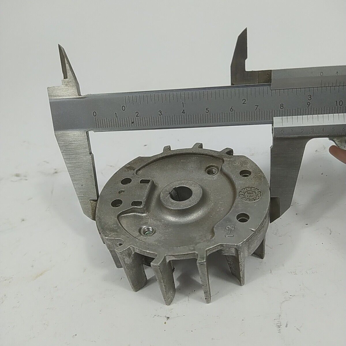 MOTOSEGA ZENOAH G 2000 t VOLANO magnete DI AVVIAMENTO accensione  UK 08001 usato