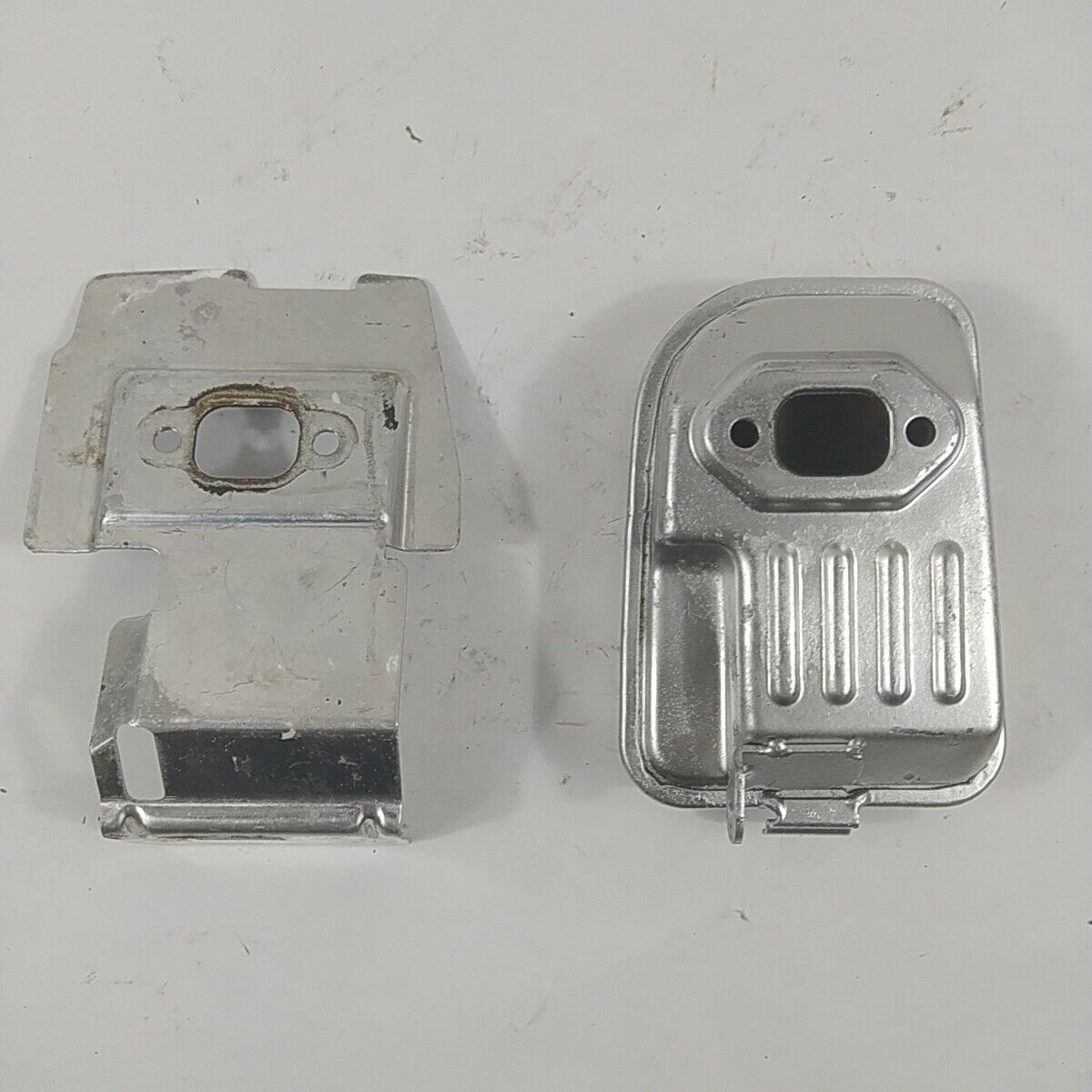 Ricambio MARMITTA SILENZIATORE TERMINALE DI SCARICO DECESPUGLIATORE ALPINA usato