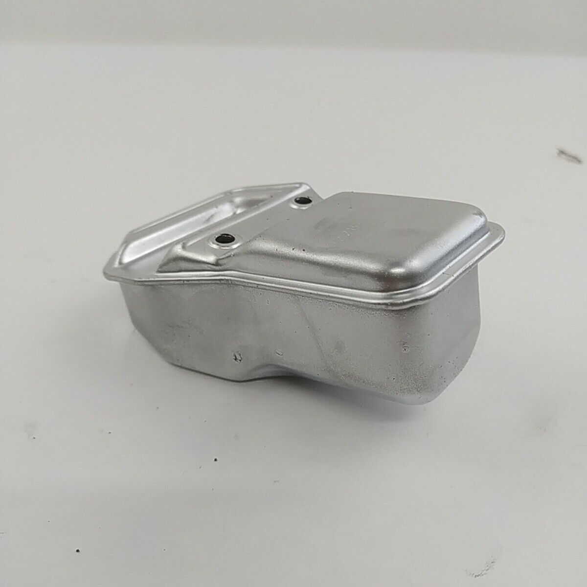 ricambio MARMITTA SILENZIATORE di scarico per MOTOSEGA ALPINA A350 usato