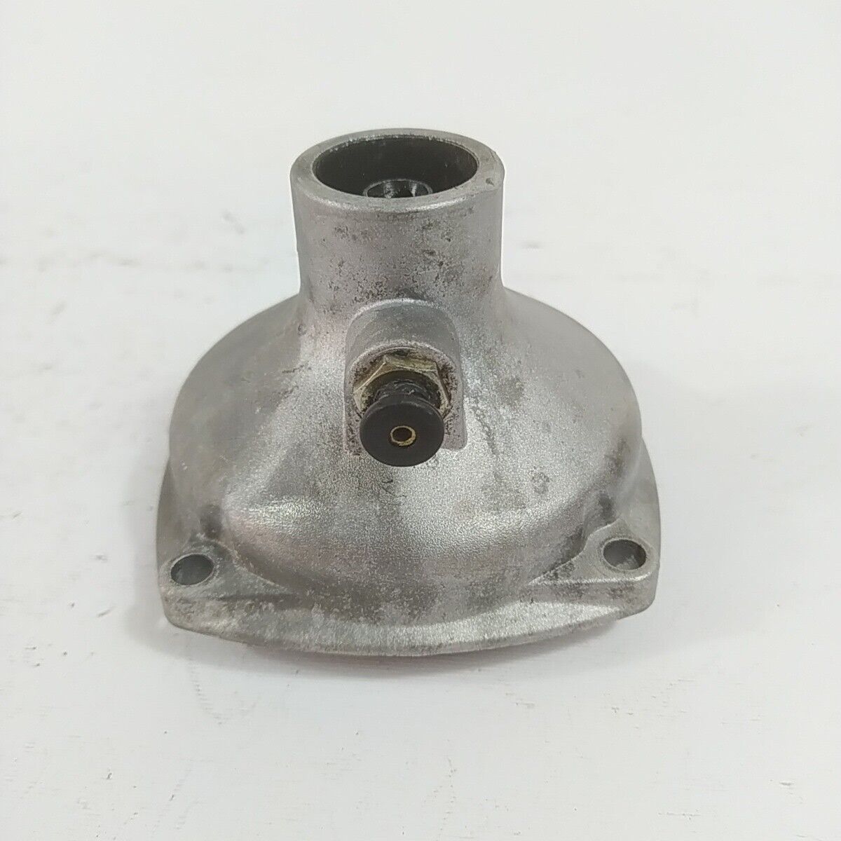 Ricambio CARTER SUPPORTO COPERCHIO CAMPANA usato per decespugliatore ZENOAH G43L