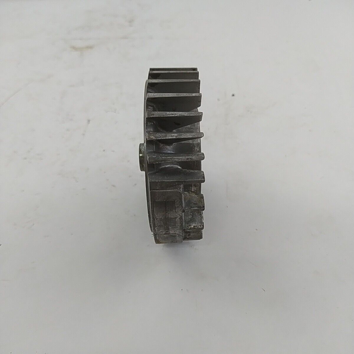 ricambio VOLANO MAGNETICO di Avviamento usato per motosega STIHL 038 AV Super