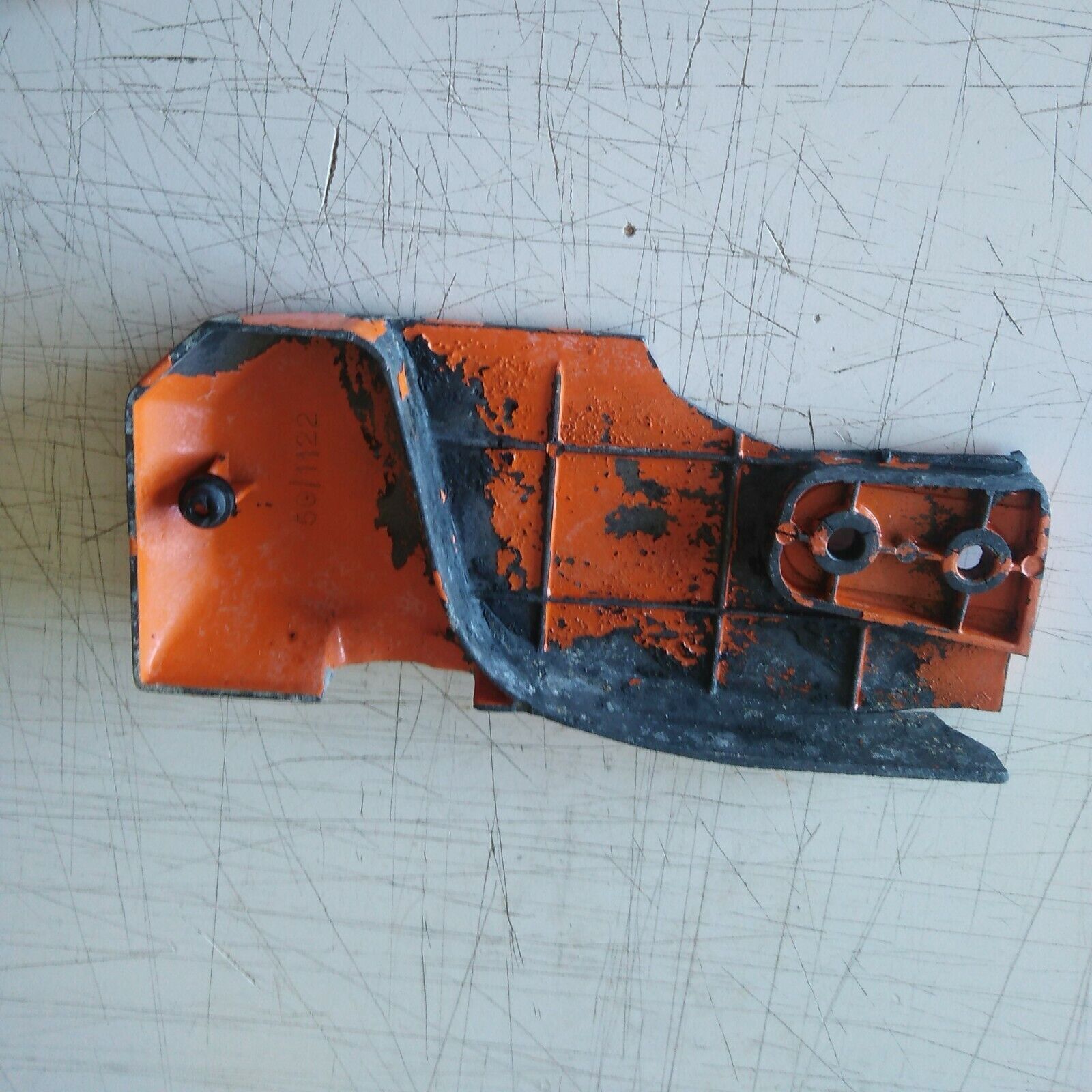 COPERCHIO carter COPRI CATENA PER MOTOSEGA OLEO-MAC 251 AUTOMATIC ricambi usati