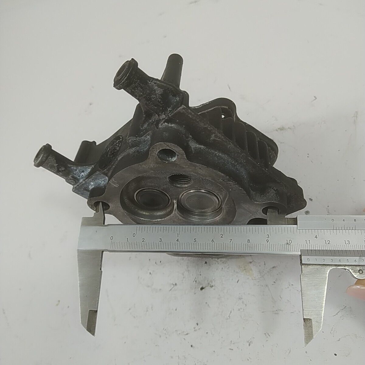 Ricambio TESTATA CILINDRO MOTORE per tosaerba Briggs & Stratton 675 EXi usato