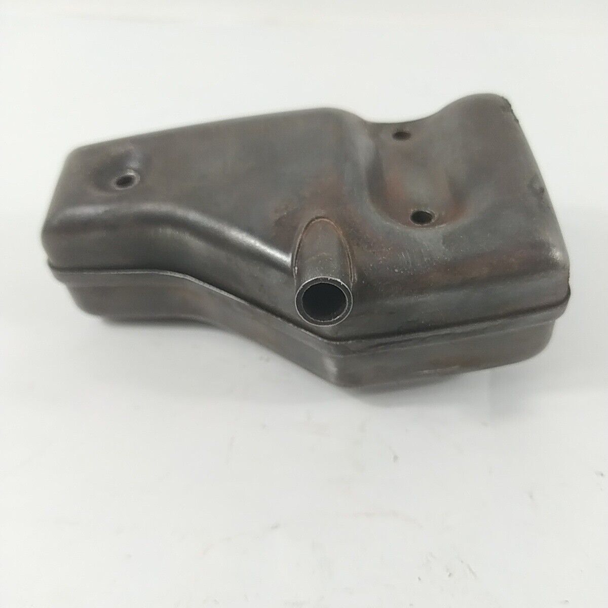 Ricambi per DECESPUGLIATORE HUSQVARNA 39 R usati MARMITTA TERMINALE DI SCARICO