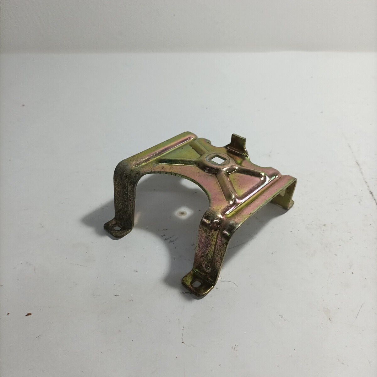 Ricambio STAFFA MOTORE A ZAINO usato per decespugliatore Emak Efco 8425